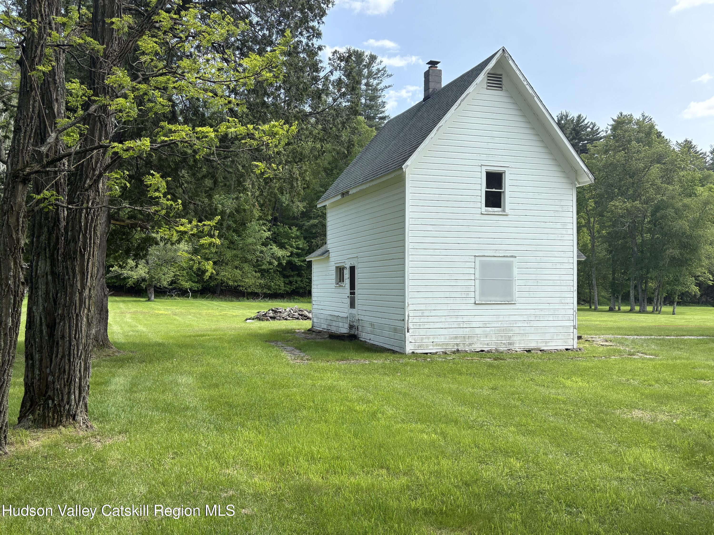 Claryville, New York 12725, United States, 1 Bedroom Bedrooms, ,1 BathroomBathrooms,Residential,Pending,151460