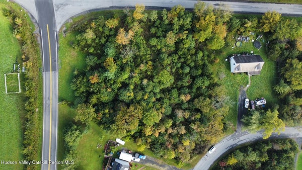 117 HAUNTED CIR, ATHENS, NY 12015 - Image 8925f347a5debdda0b41de4d4bf3e35e/1119208778