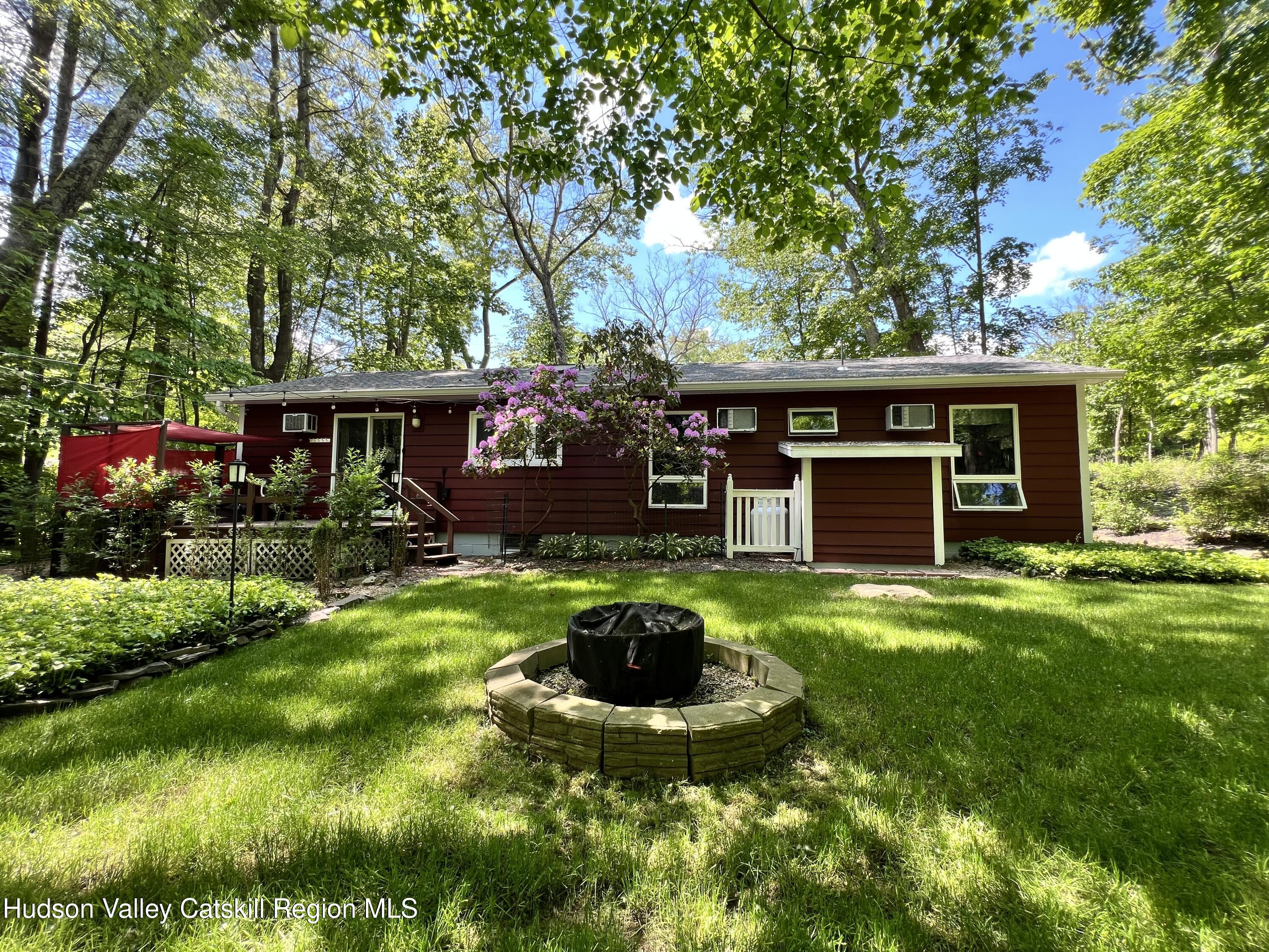 1235 N Lakeview Road, Copake, Ohio image 6