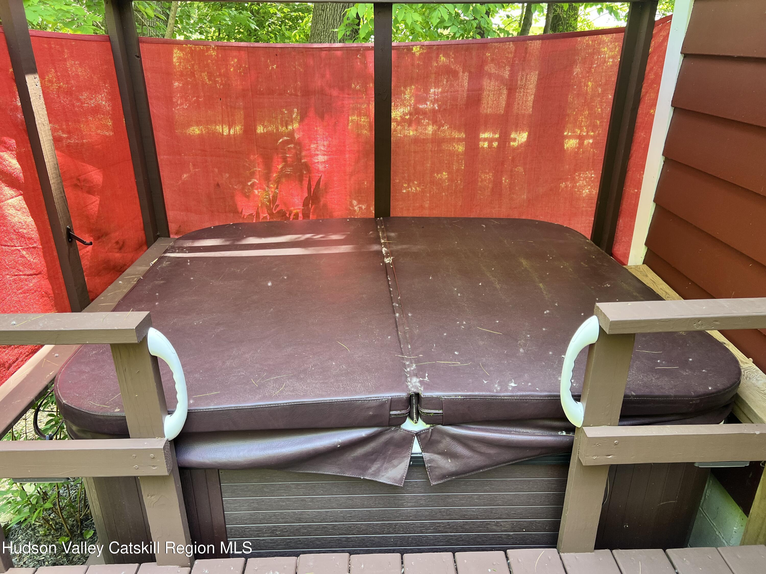 1235 N Lakeview Road, Copake, Ohio image 7