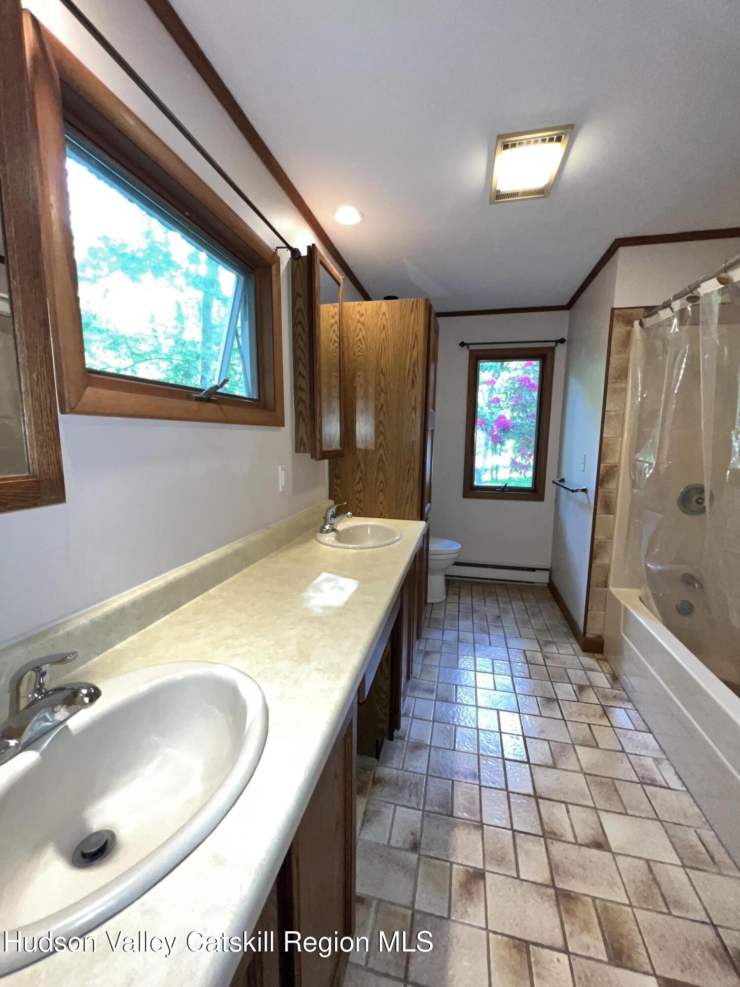 1235 N Lakeview Road, Copake, Ohio image 15