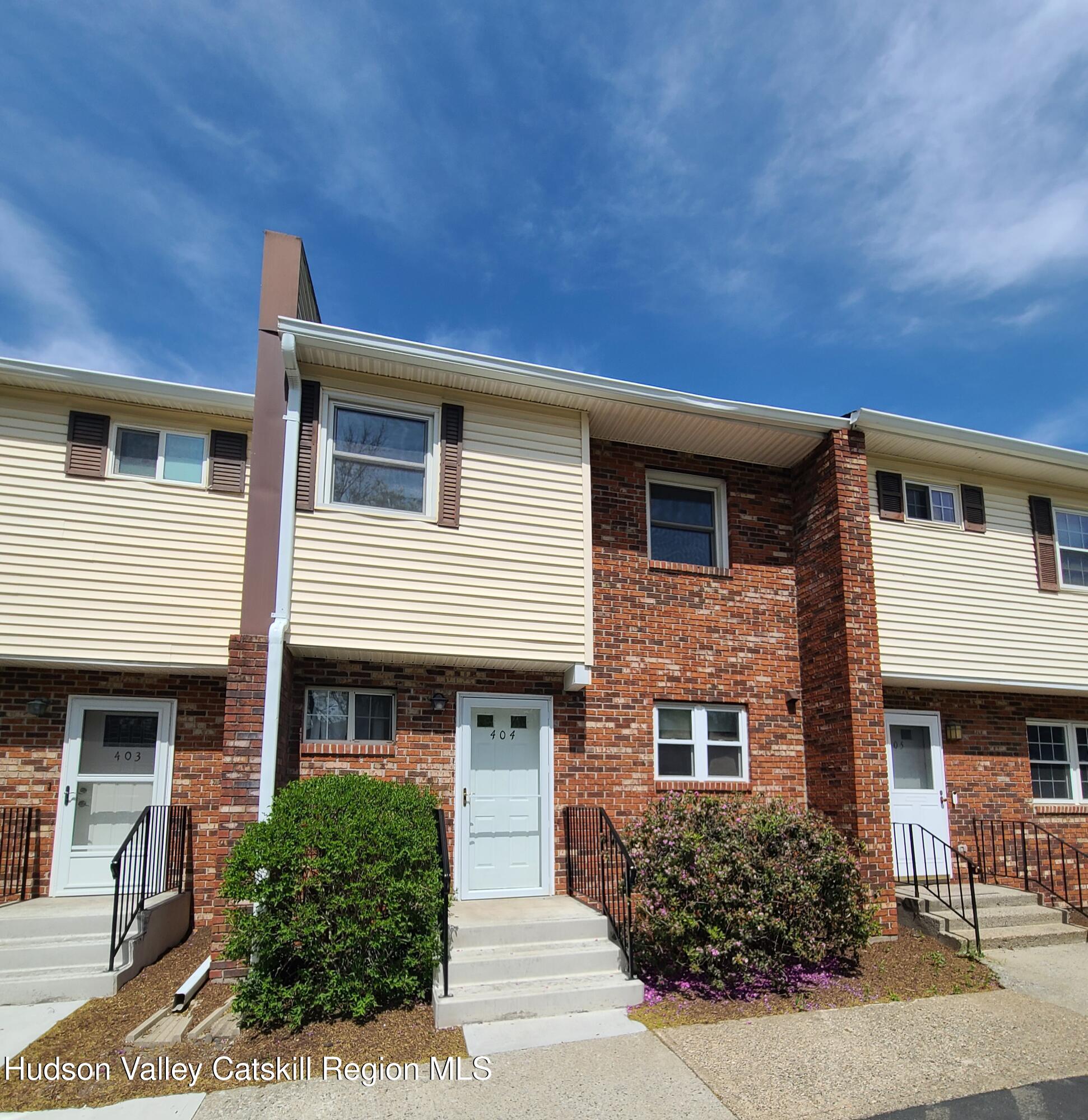 Rental Property at 404 Briarwood Court, New Paltz, New York - Bedrooms: 3 
Bathrooms: 2.5  - $2,700 MO.