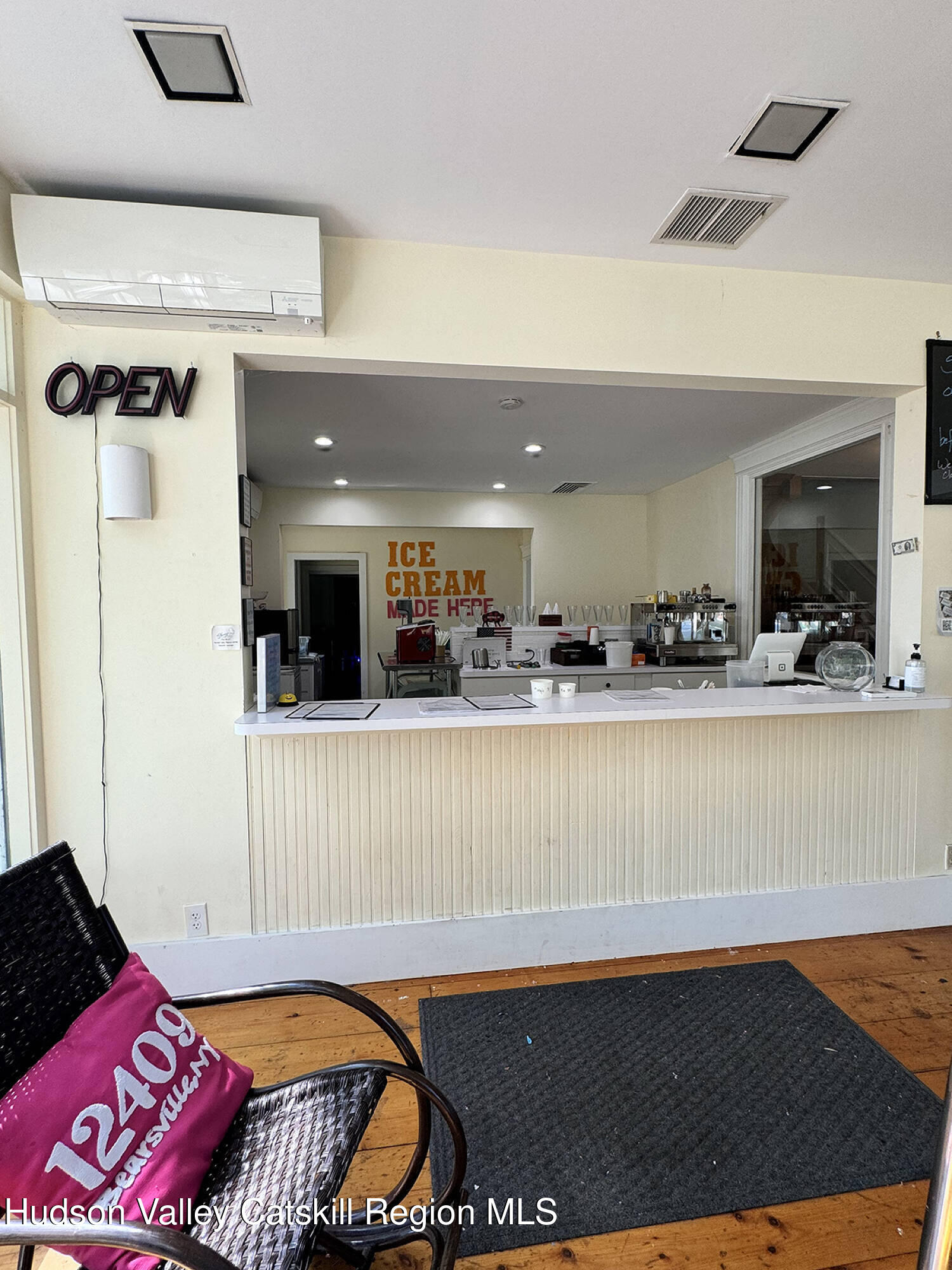 Woodstock, New York 12498, United States, ,2 BathroomsBathrooms,Residential,Active,141915