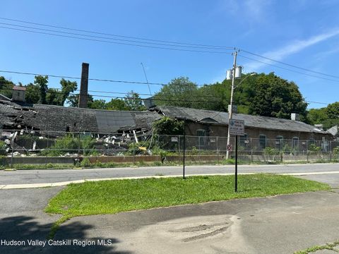Multifamily For Sale - 1306 River Street<br/> Valatie, NY 12184