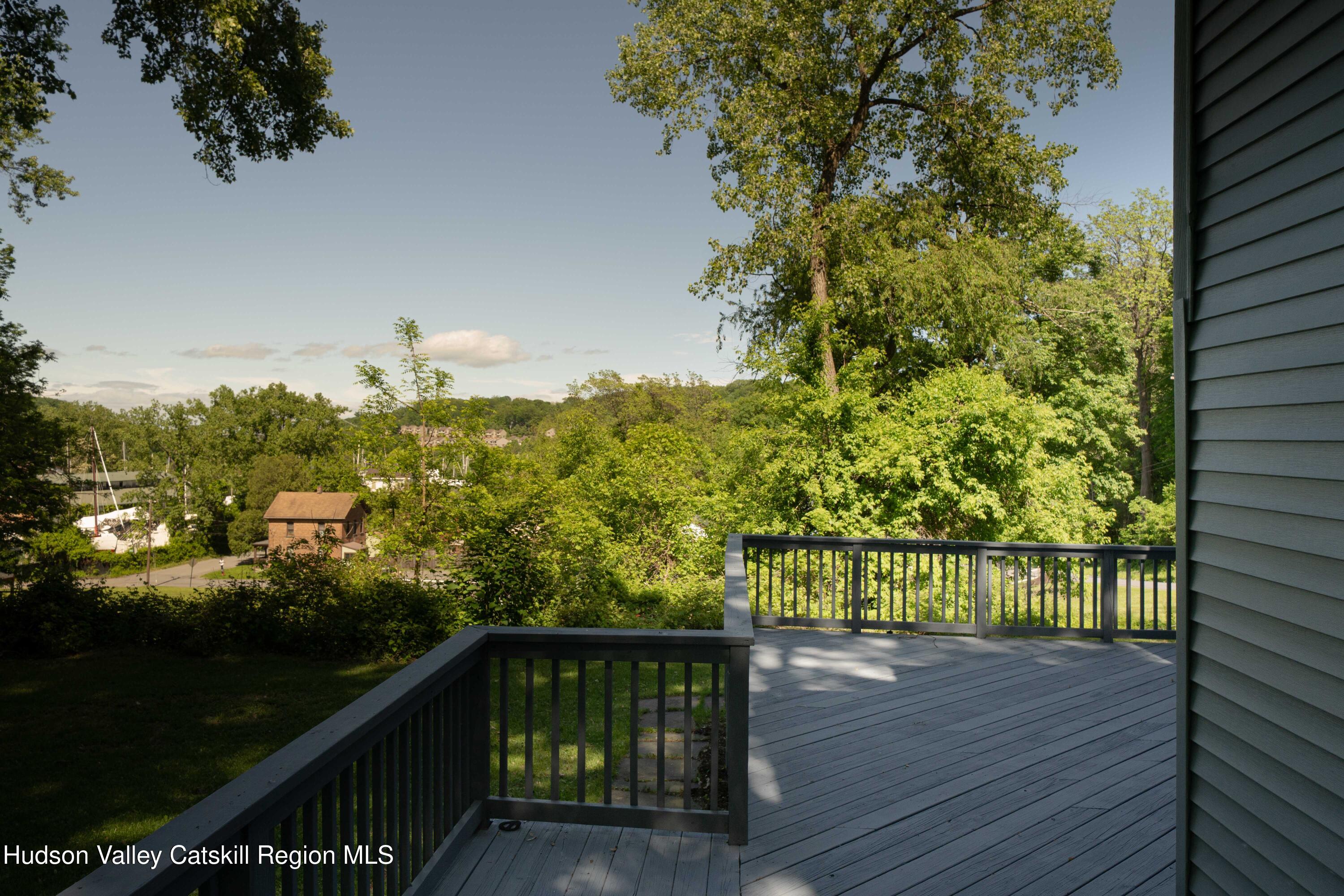 Port Ewen, New York 12417, United States, 2 Bedrooms Bedrooms, ,1 BathroomBathrooms,Residential,Active,225887