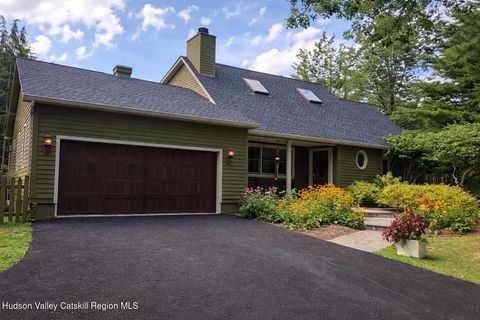 Photo of 1 Rapp Hill Road, New Paltz, NY 12561 (MLS # 20260356)