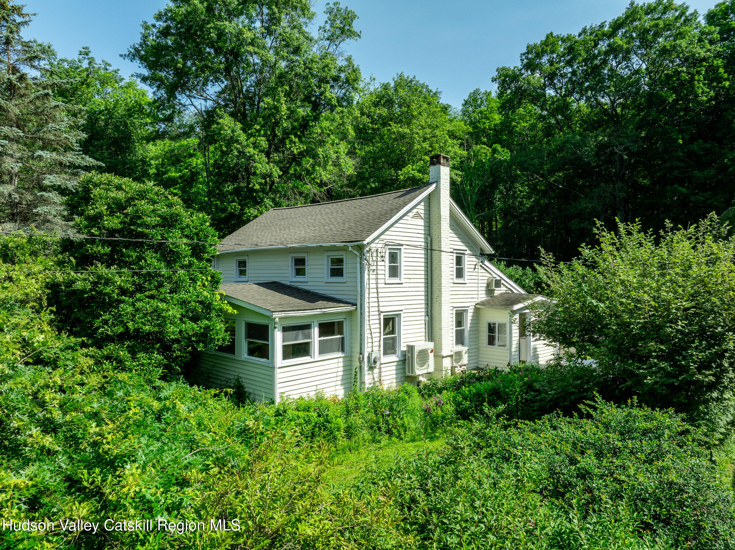 New Paltz, New York 12561, United States, 3 Bedrooms Bedrooms, ,2 BathroomsBathrooms,Residential,Active,159615