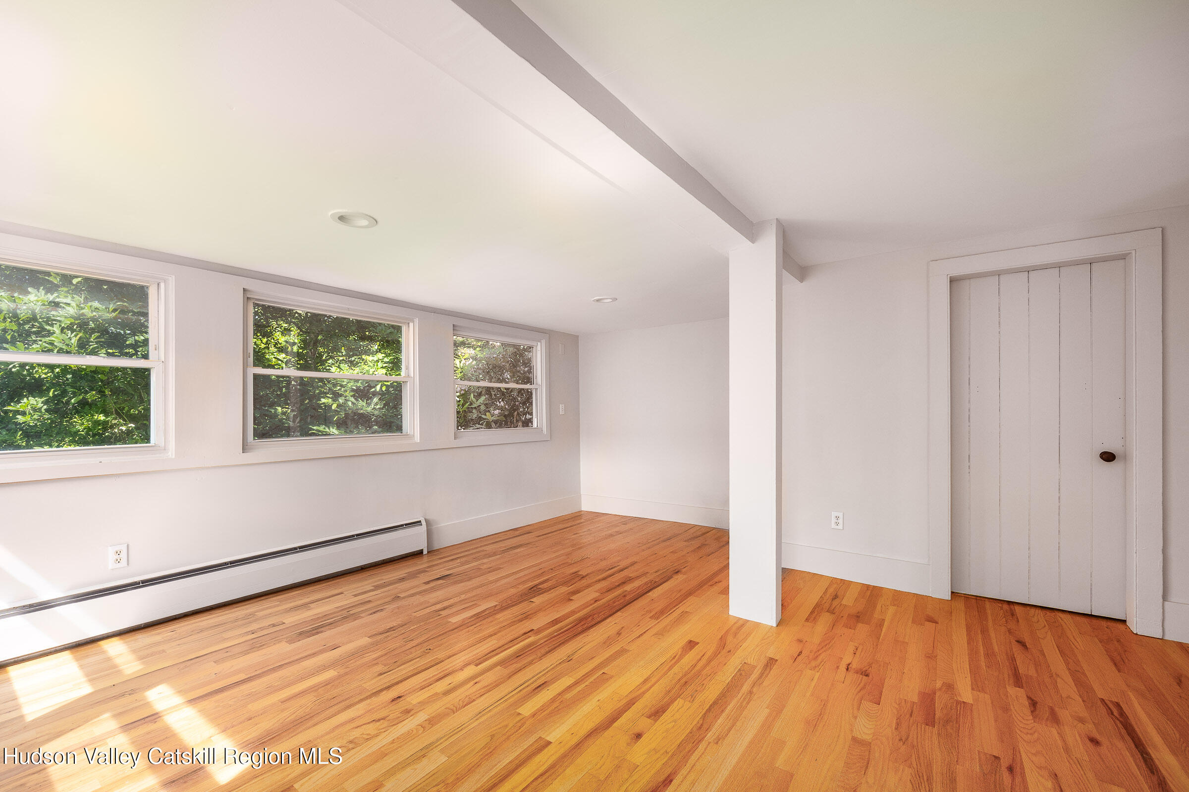 New Paltz, New York 12561, United States, 3 Bedrooms Bedrooms, ,2 BathroomsBathrooms,Residential,Active,159615