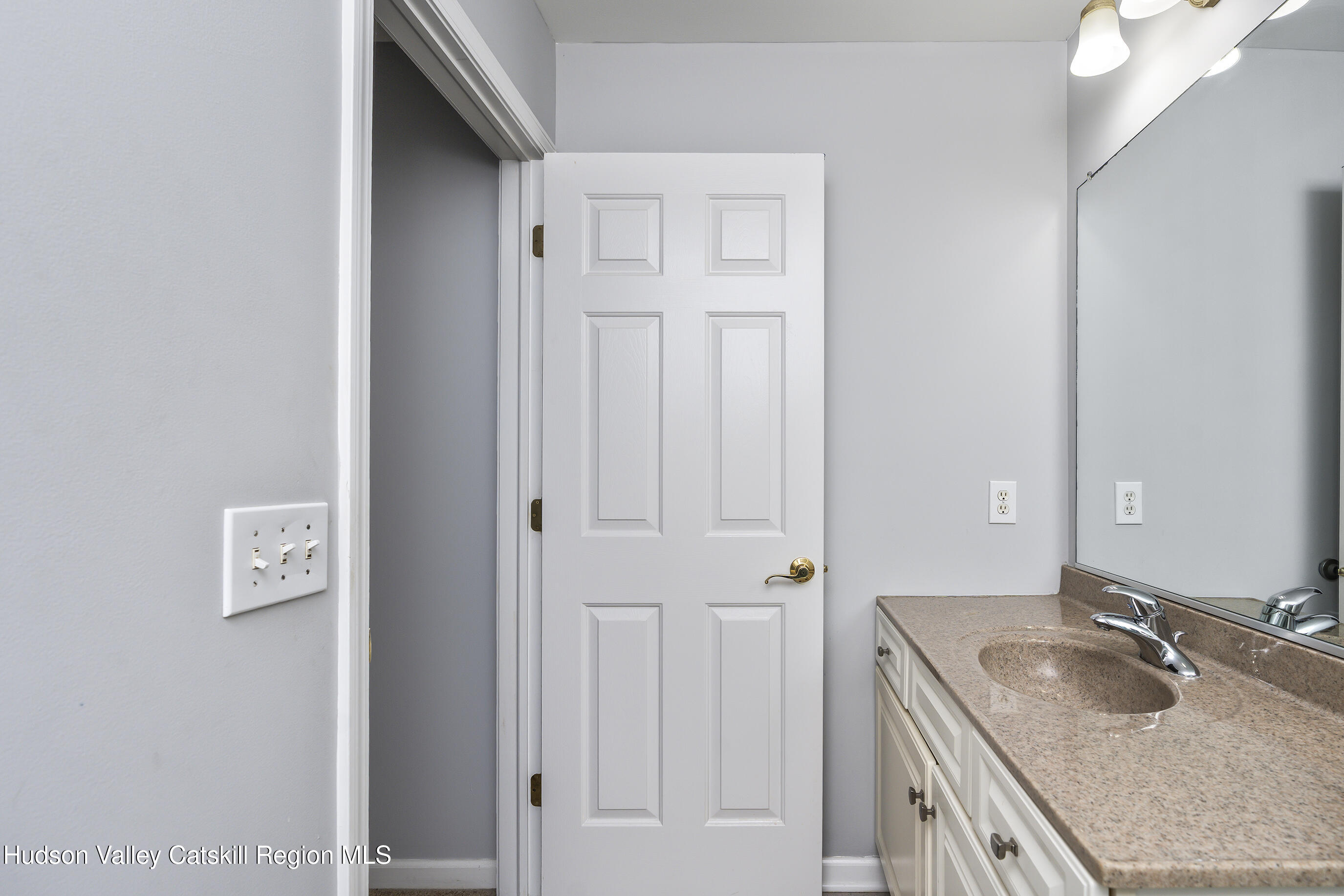 16 Shinnecock Hills Drive, Colonie, New Mexico image 43