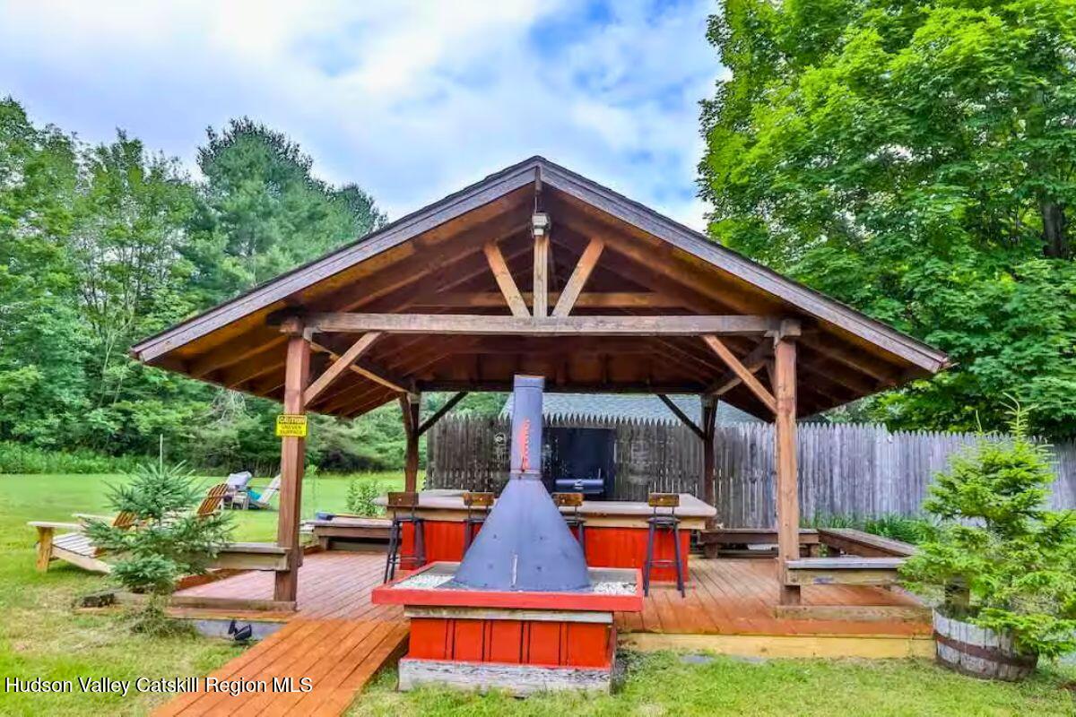 Hunter, New York 12442, United States, 3 Bedrooms Bedrooms, ,2 BathroomsBathrooms,Residential,Active,114536