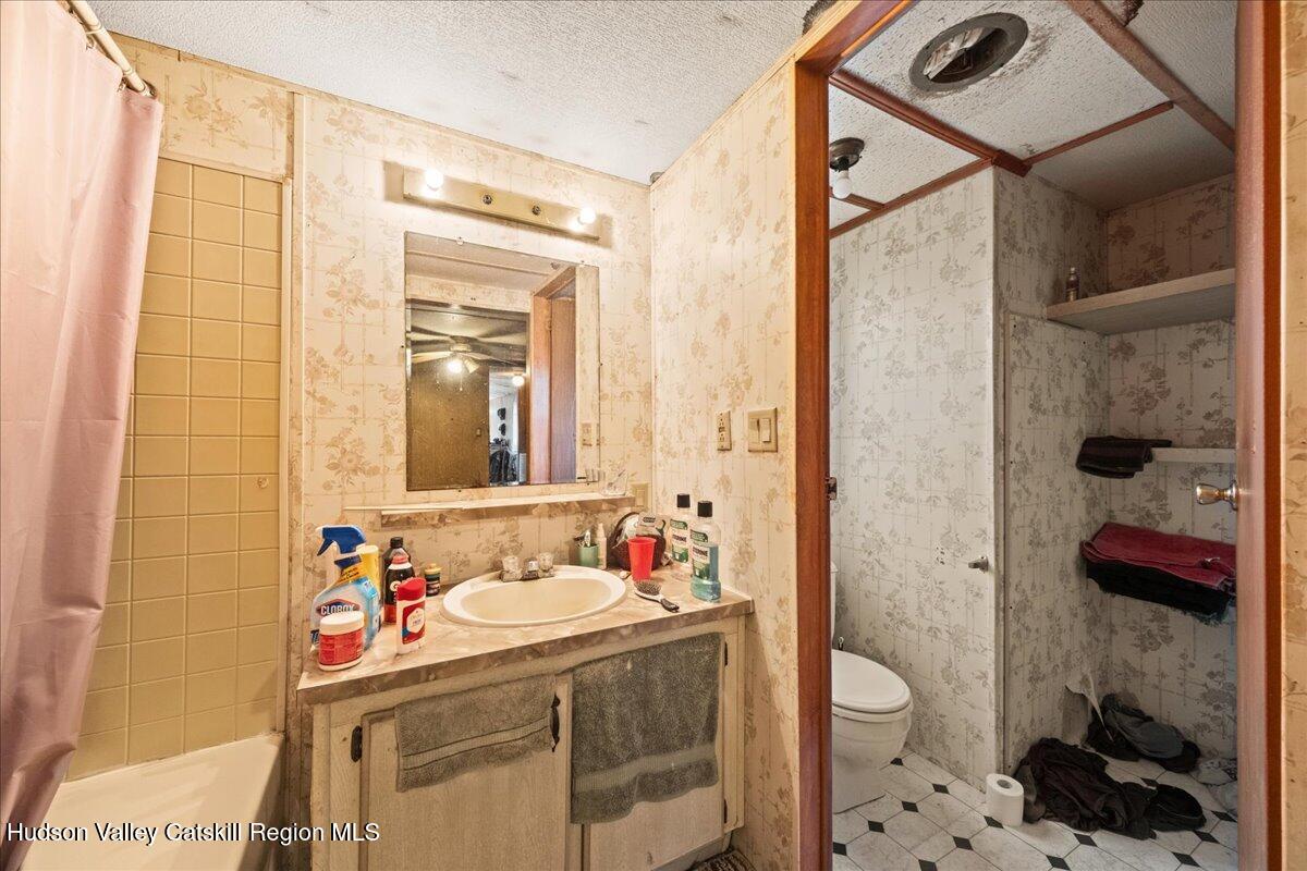 Gardiner, New York 12525, United States, ,Commercial,Pending,35574