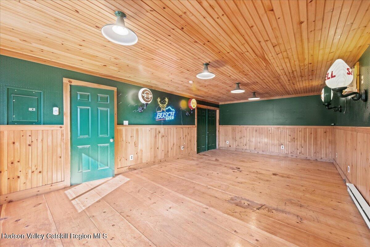 Gardiner, New York 12525, United States, ,Commercial,Pending,35574