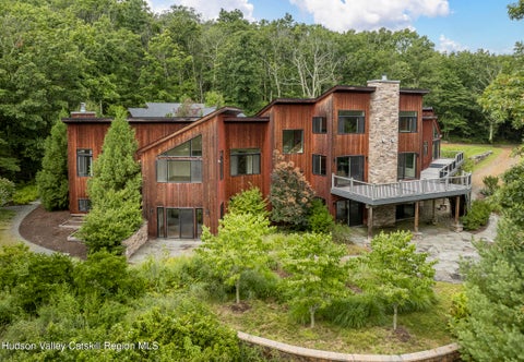 Photo of 25 Vincent Place, Wurtsboro, NY 12790 (MLS # 20265208)