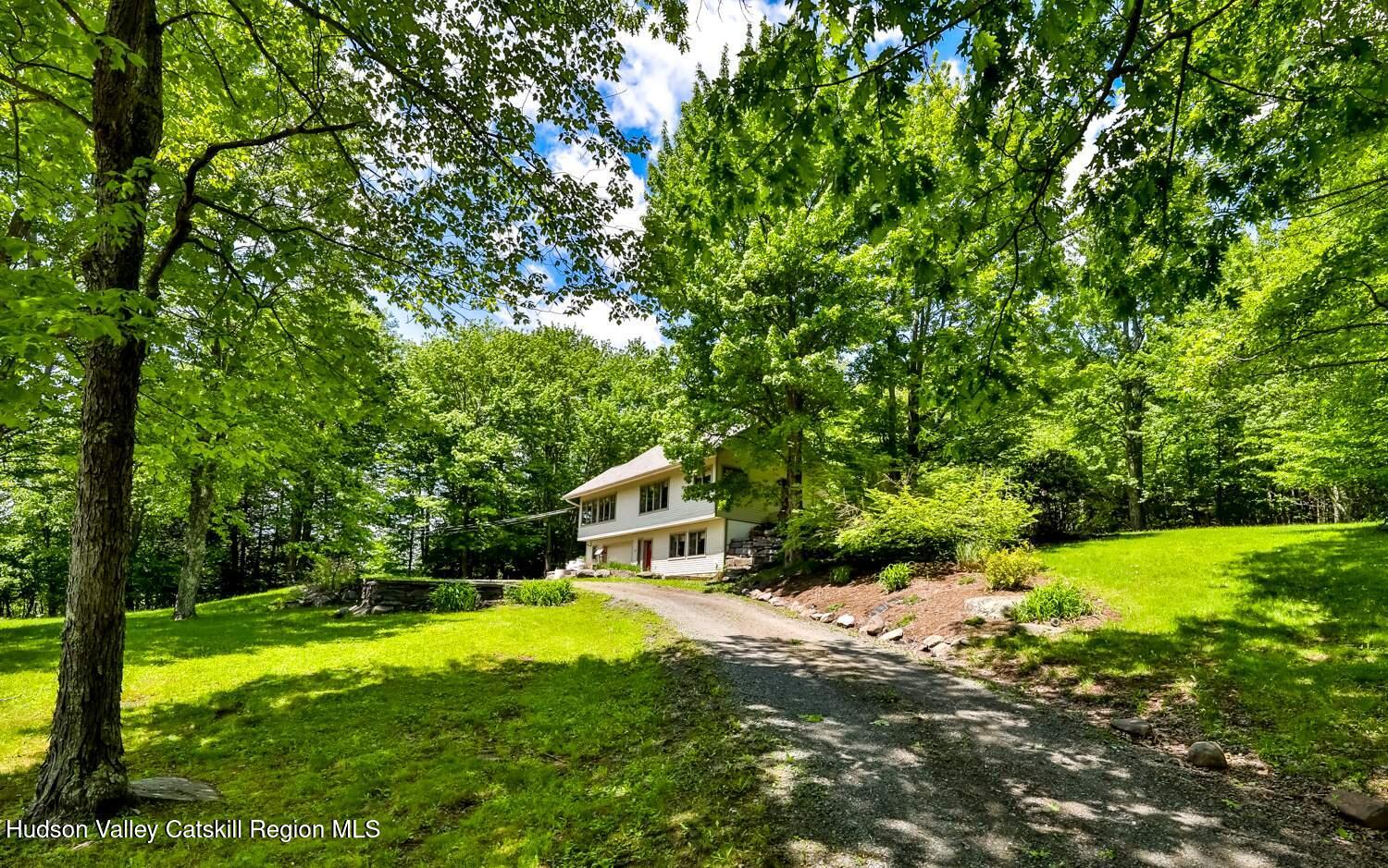 4992 Route 23 Road 4992, Windham, New York - 3 Bedrooms  
3 Bathrooms  
7 Rooms - 