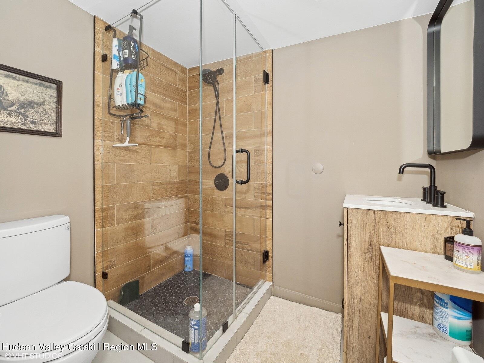 Accord, New York 12404, United States, 3 Bedrooms Bedrooms, ,4 BathroomsBathrooms,Residential,Pending,78060