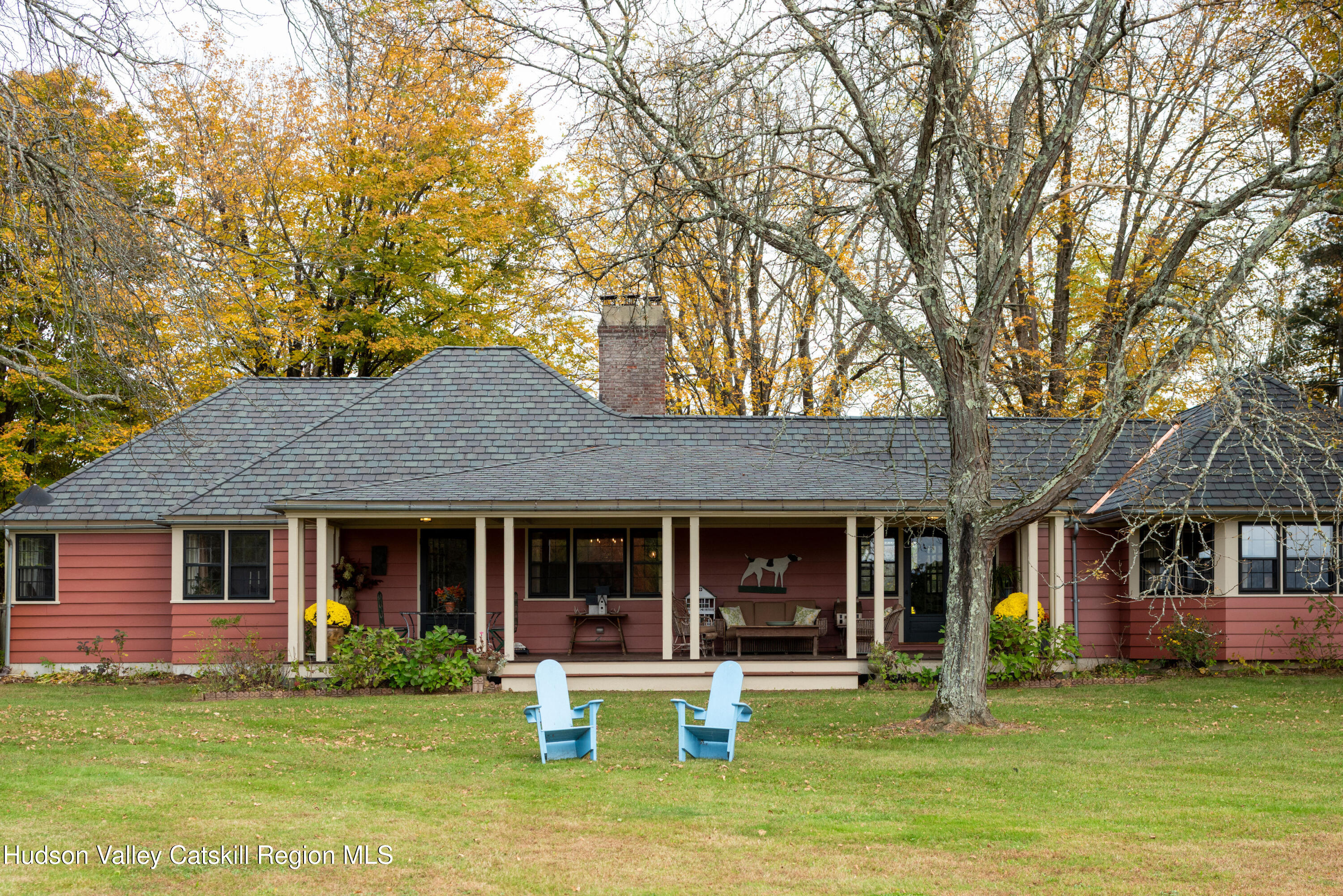 Clermont, New York 12526, United States, 4 Bedrooms Bedrooms, ,2 BathroomsBathrooms,Residential,Pending,231663