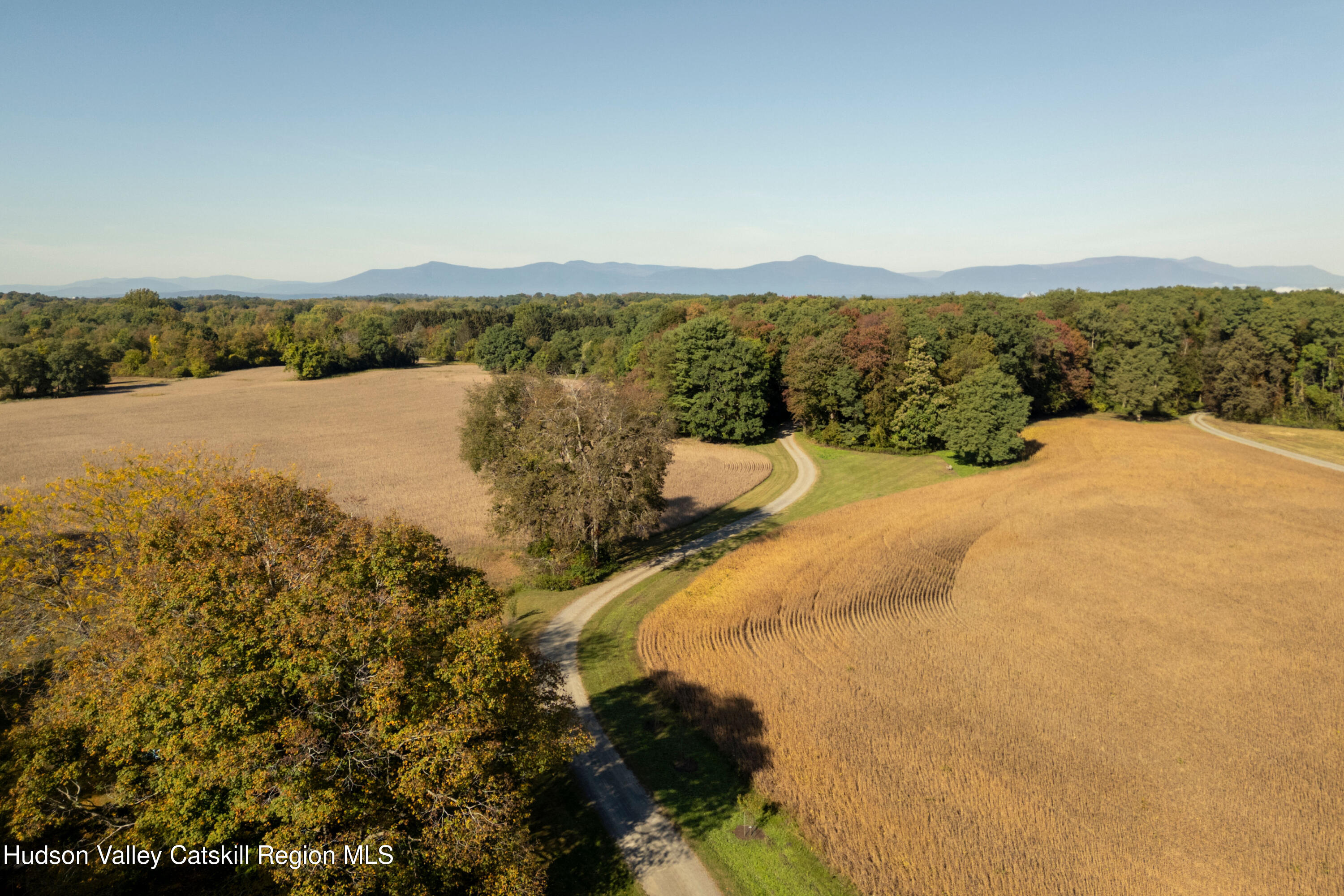 Clermont, New York 12526, United States, 4 Bedrooms Bedrooms, ,2 BathroomsBathrooms,Residential,Pending,231663