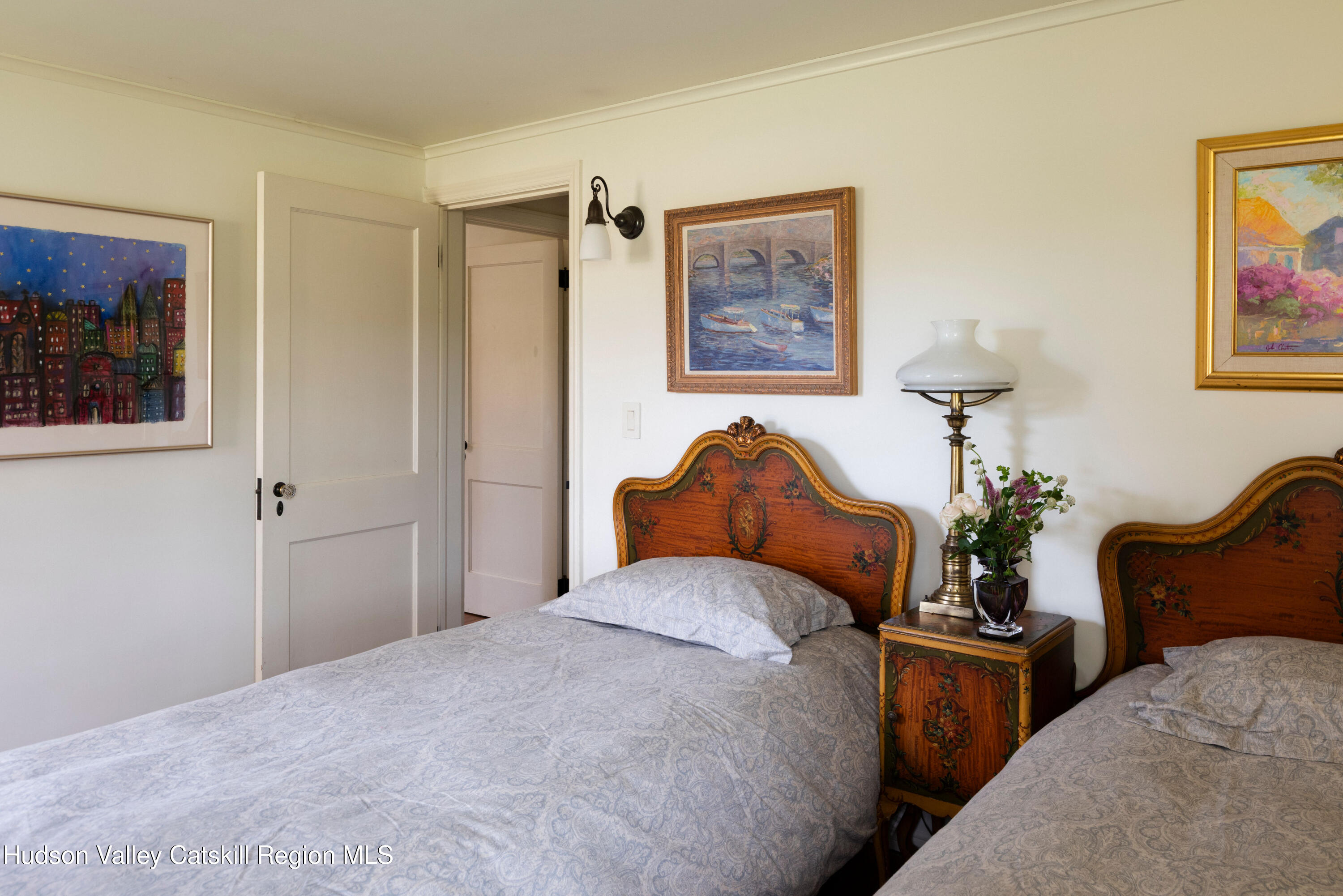 Clermont, New York 12526, United States, 4 Bedrooms Bedrooms, ,2 BathroomsBathrooms,Residential,Pending,231663