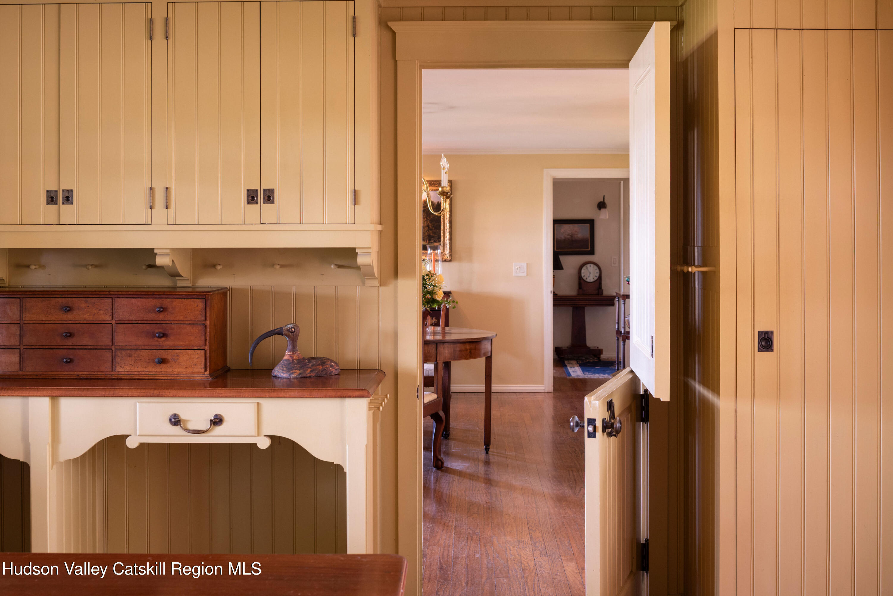 Clermont, New York 12526, United States, 4 Bedrooms Bedrooms, ,2 BathroomsBathrooms,Residential,Pending,231663