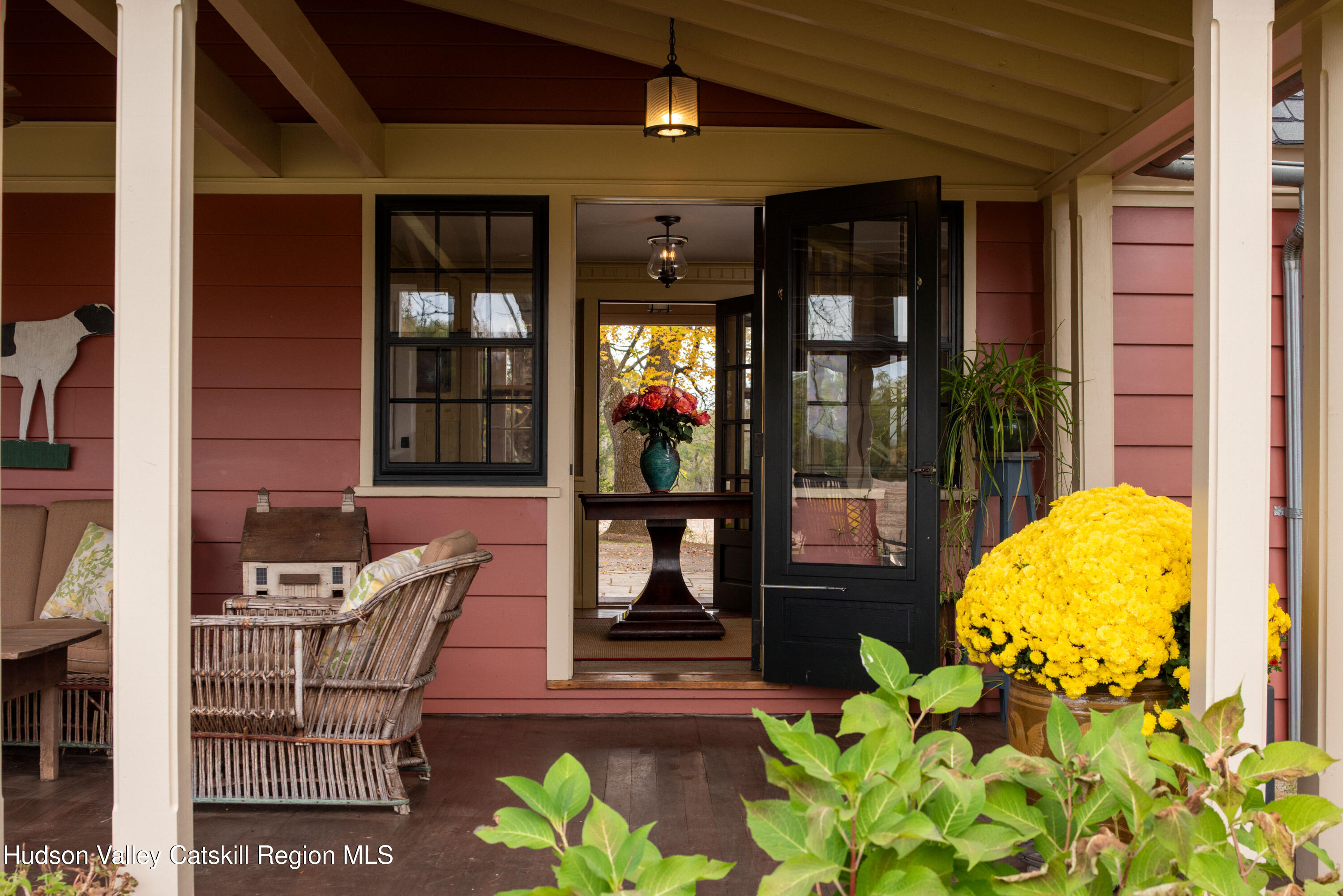 Clermont, New York 12526, United States, 4 Bedrooms Bedrooms, ,2 BathroomsBathrooms,Residential,Pending,231663