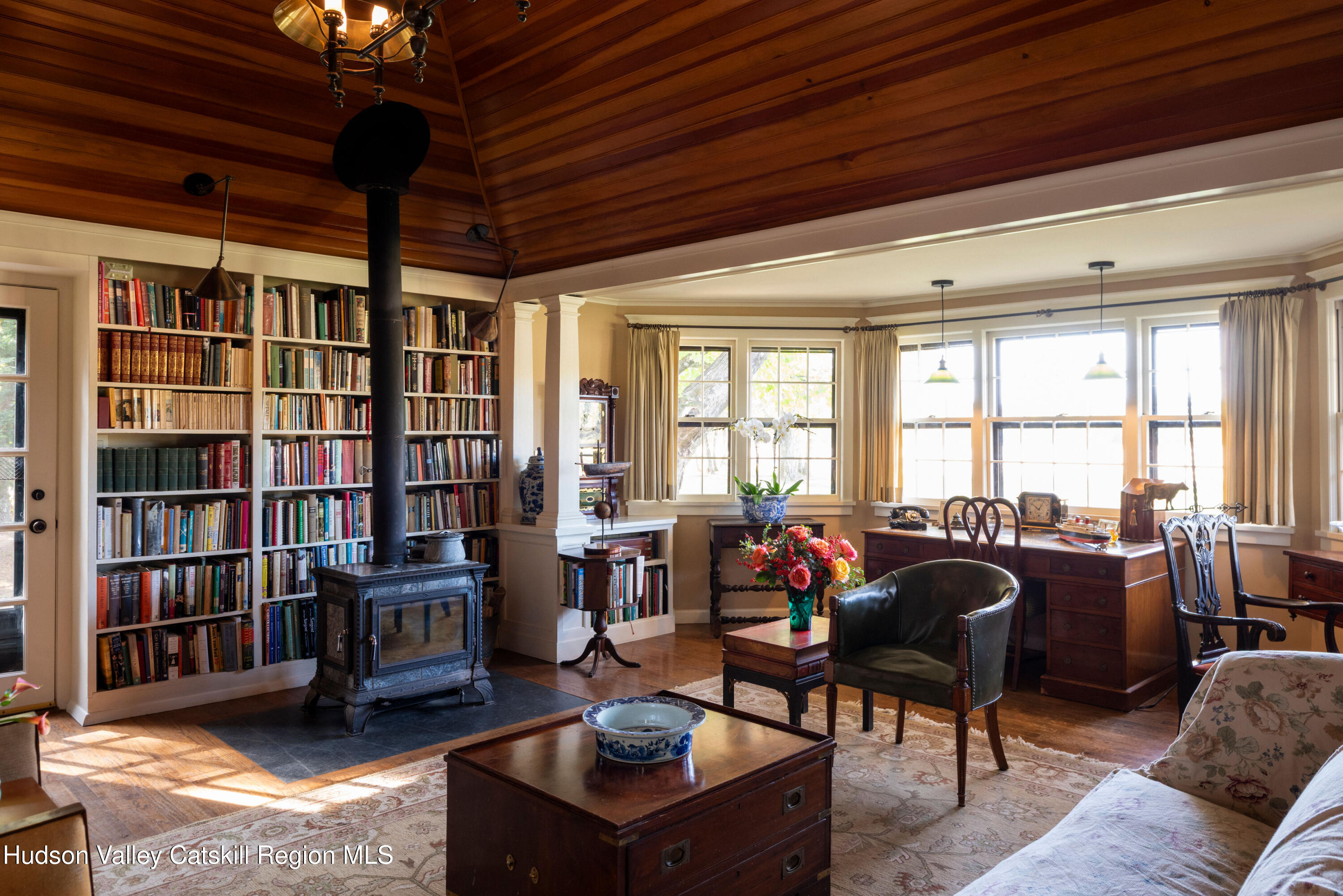 Clermont, New York 12526, United States, 4 Bedrooms Bedrooms, ,2 BathroomsBathrooms,Residential,Pending,231663