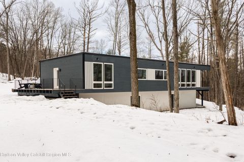 Photo of 120 Cauterskill Avenue, Catskill, NY 12414 (MLS # 20260173)