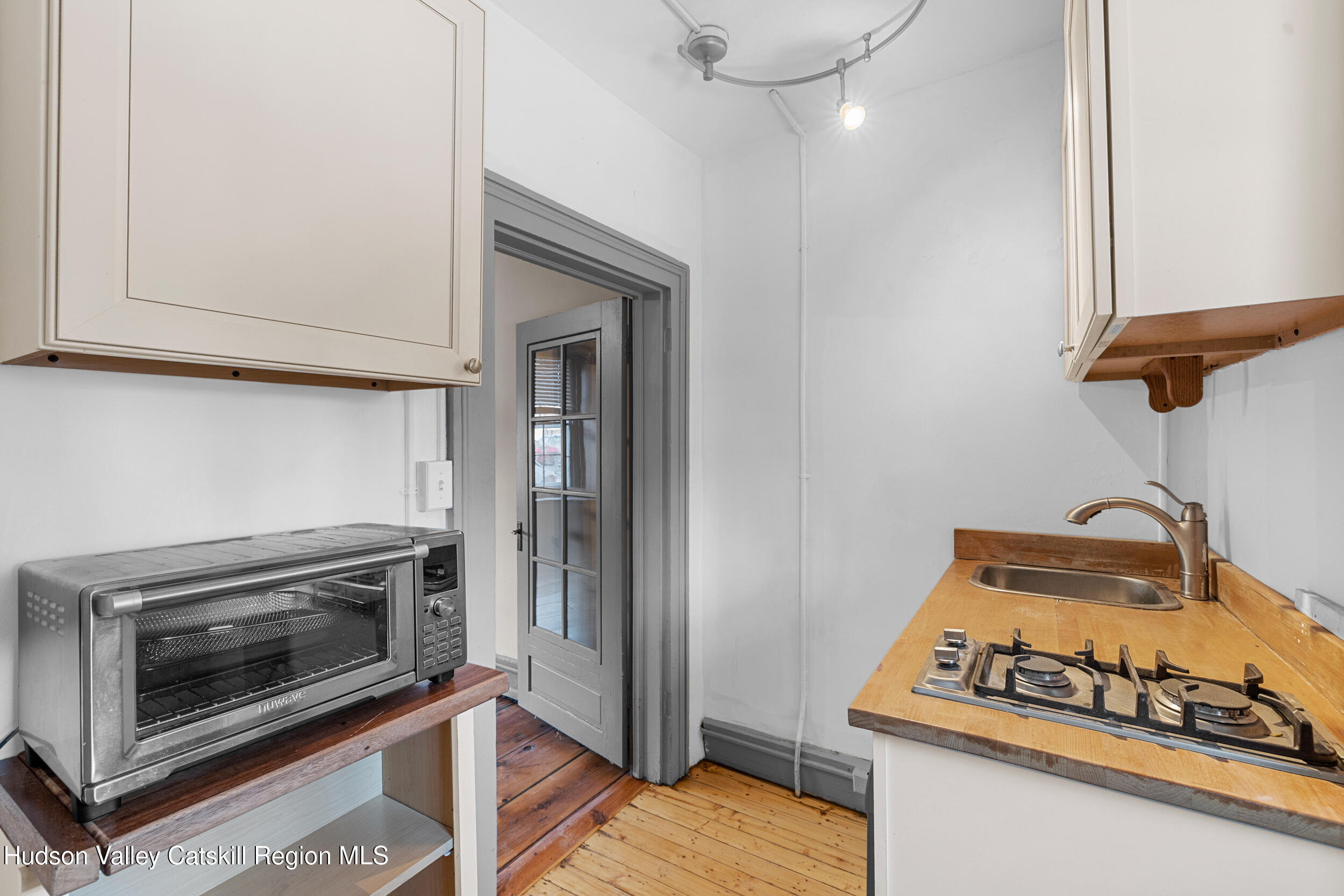 Kingston, New York 12401, United States, ,Residential,Active,14578