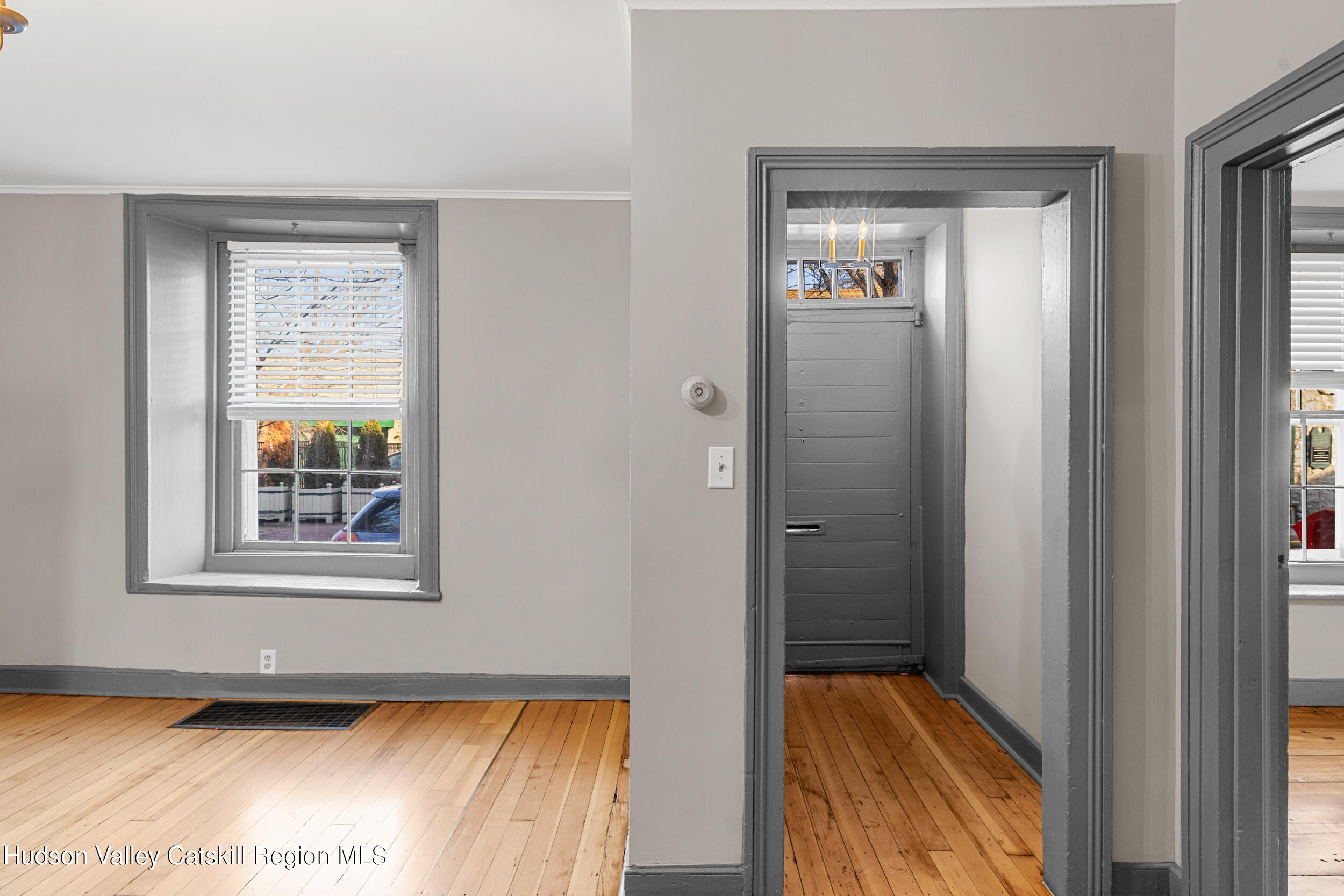 Kingston, New York 12401, United States, ,Residential,Active,14578