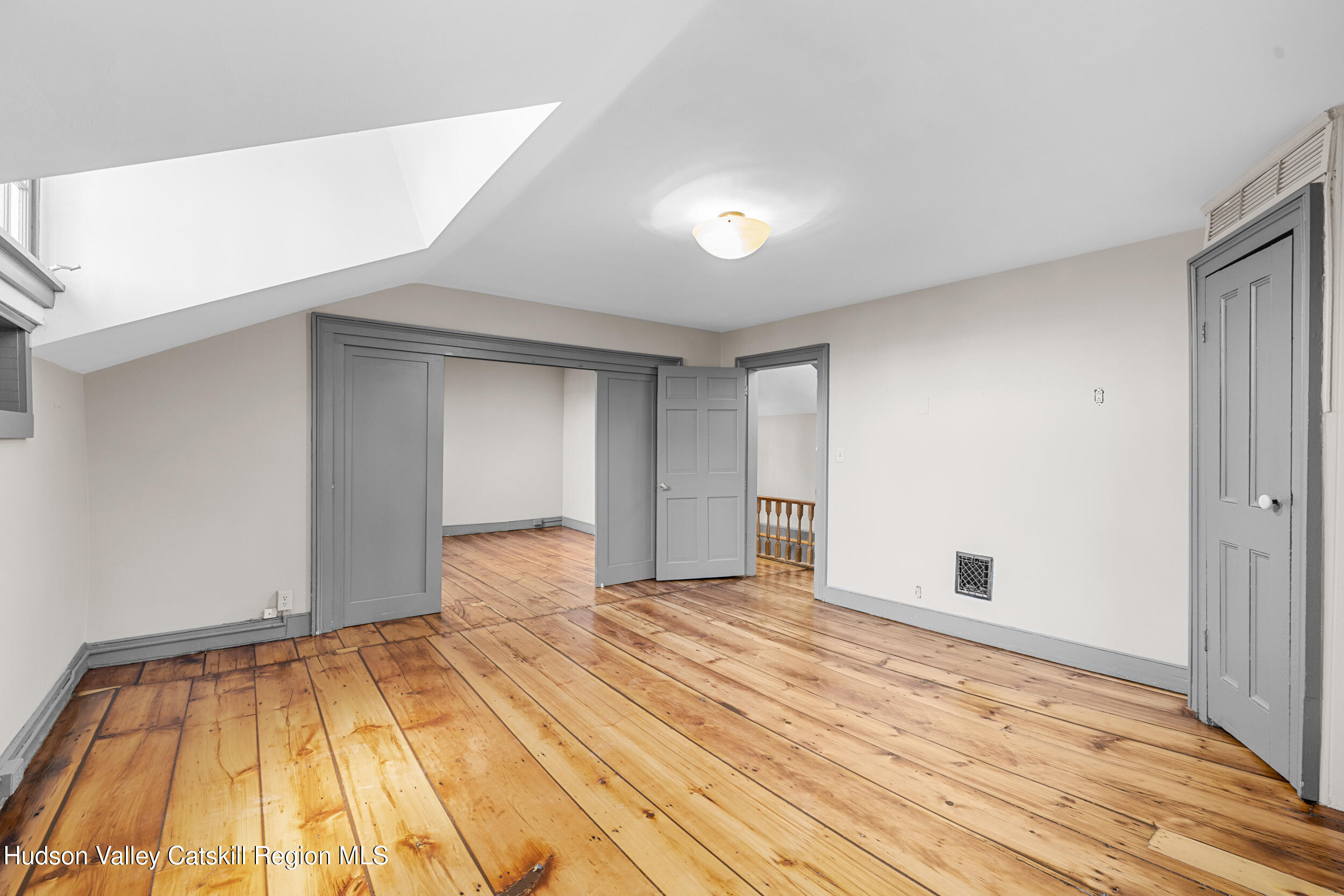 Kingston, New York 12401, United States, ,Residential,Active,14578