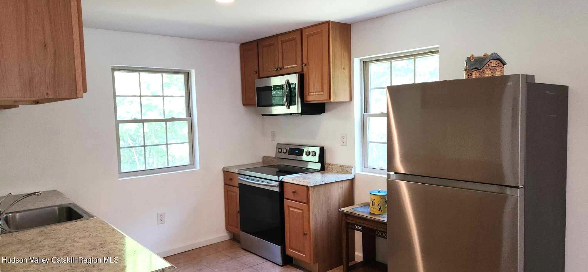 374 N Ridge Road, Hannacroix, New York image 10
