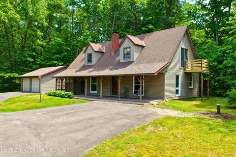 Homes For Sale - 53 5 Mile Woods Road<br/> Catskill, NY 12414