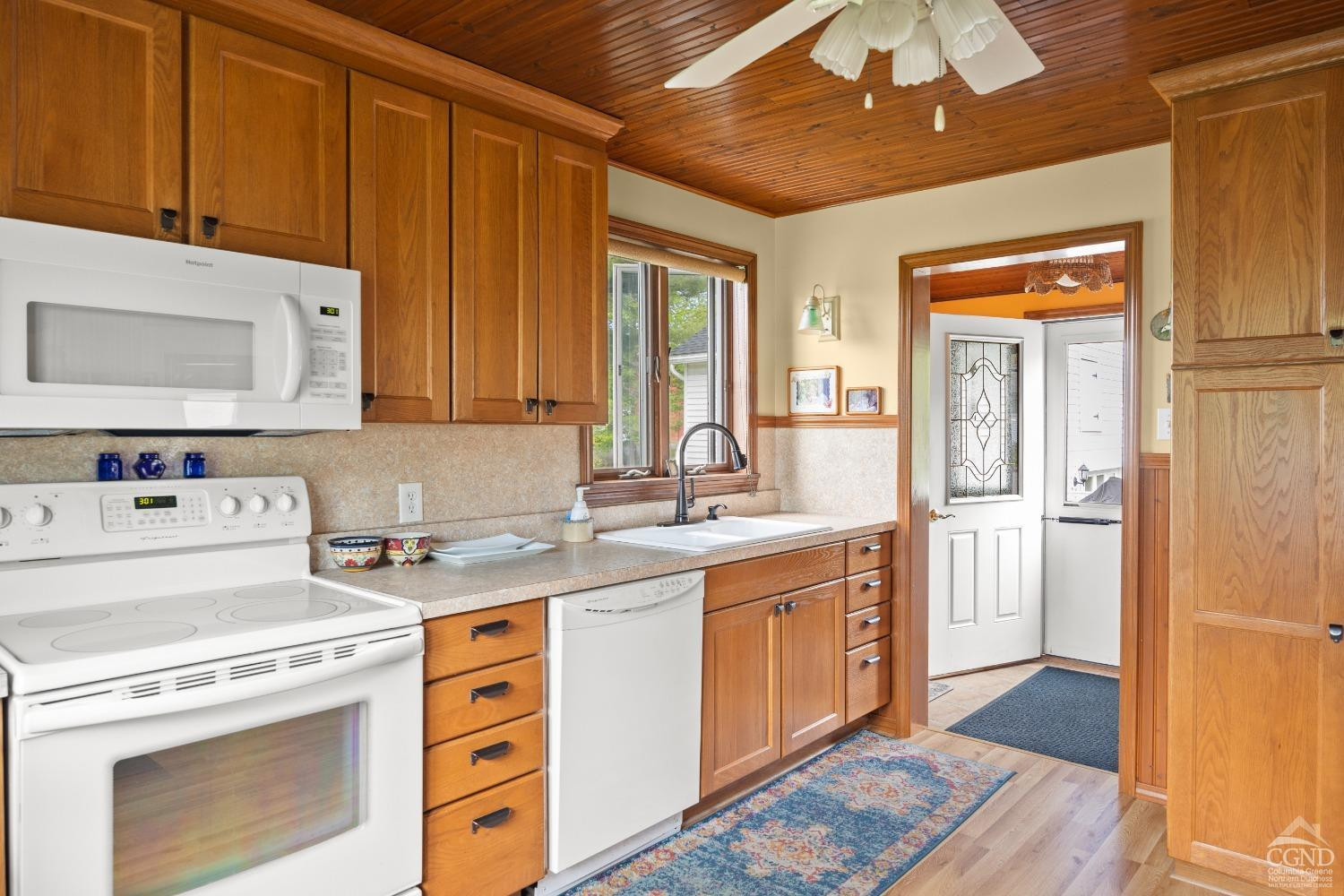 470 W Main Street, Catskill, New York image 13