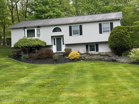 Photo of 25 Cocoa Lane, Newburgh, NY 12550 (MLS # 20262298)