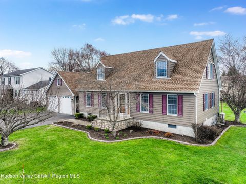 Photo of 247 Bowne Street, Port Ewen, NY 12466 (MLS # 20261487)