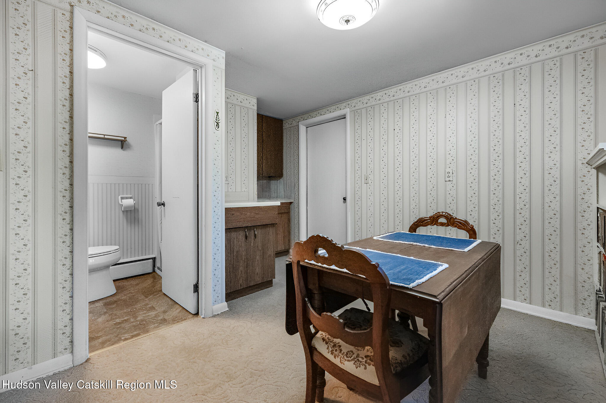 Niverville, New York 12130, United States, 3 Bedrooms Bedrooms, ,2 BathroomsBathrooms,Residential,Pending,211318