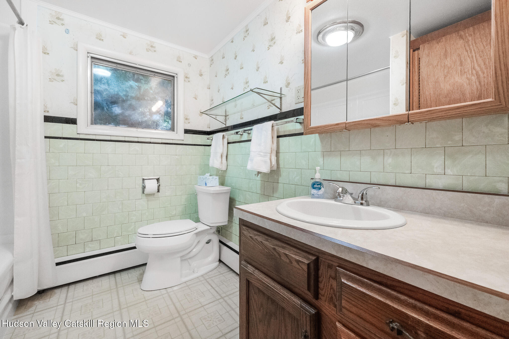 Niverville, New York 12130, United States, 3 Bedrooms Bedrooms, ,2 BathroomsBathrooms,Residential,Pending,211318