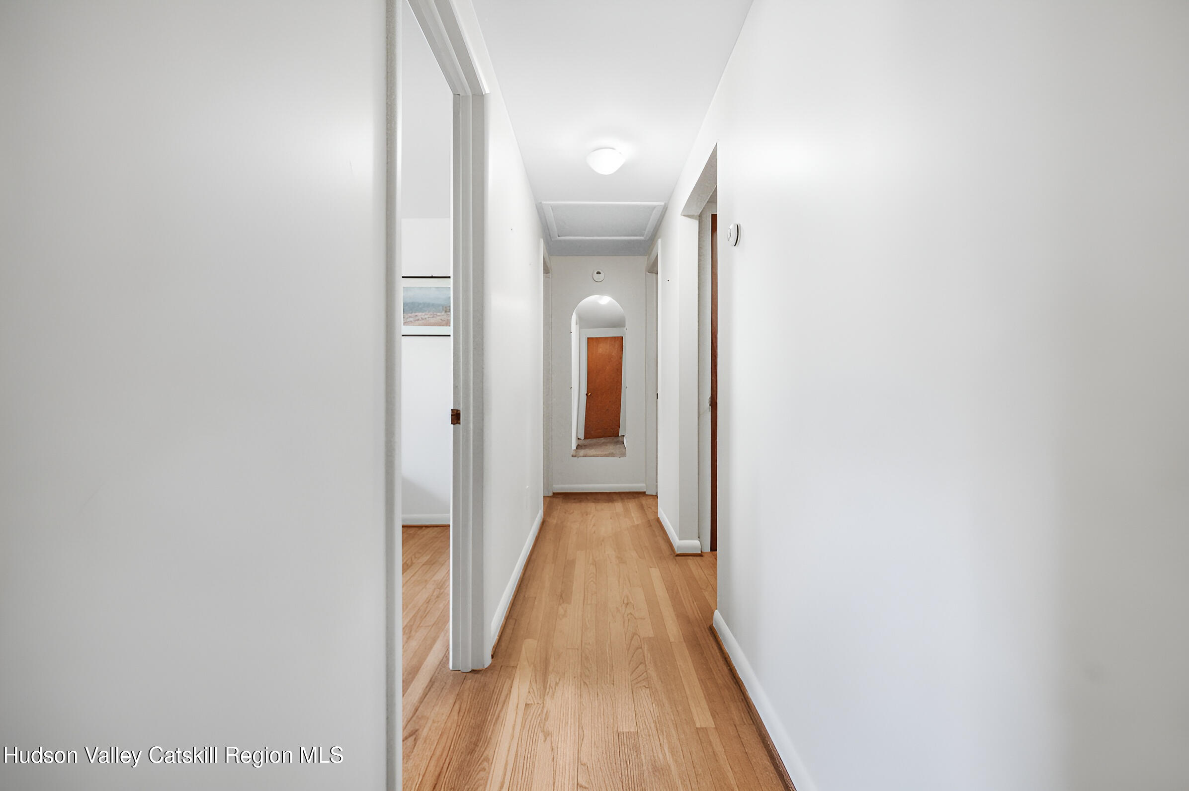 Niverville, New York 12130, United States, 3 Bedrooms Bedrooms, ,2 BathroomsBathrooms,Residential,Pending,211318