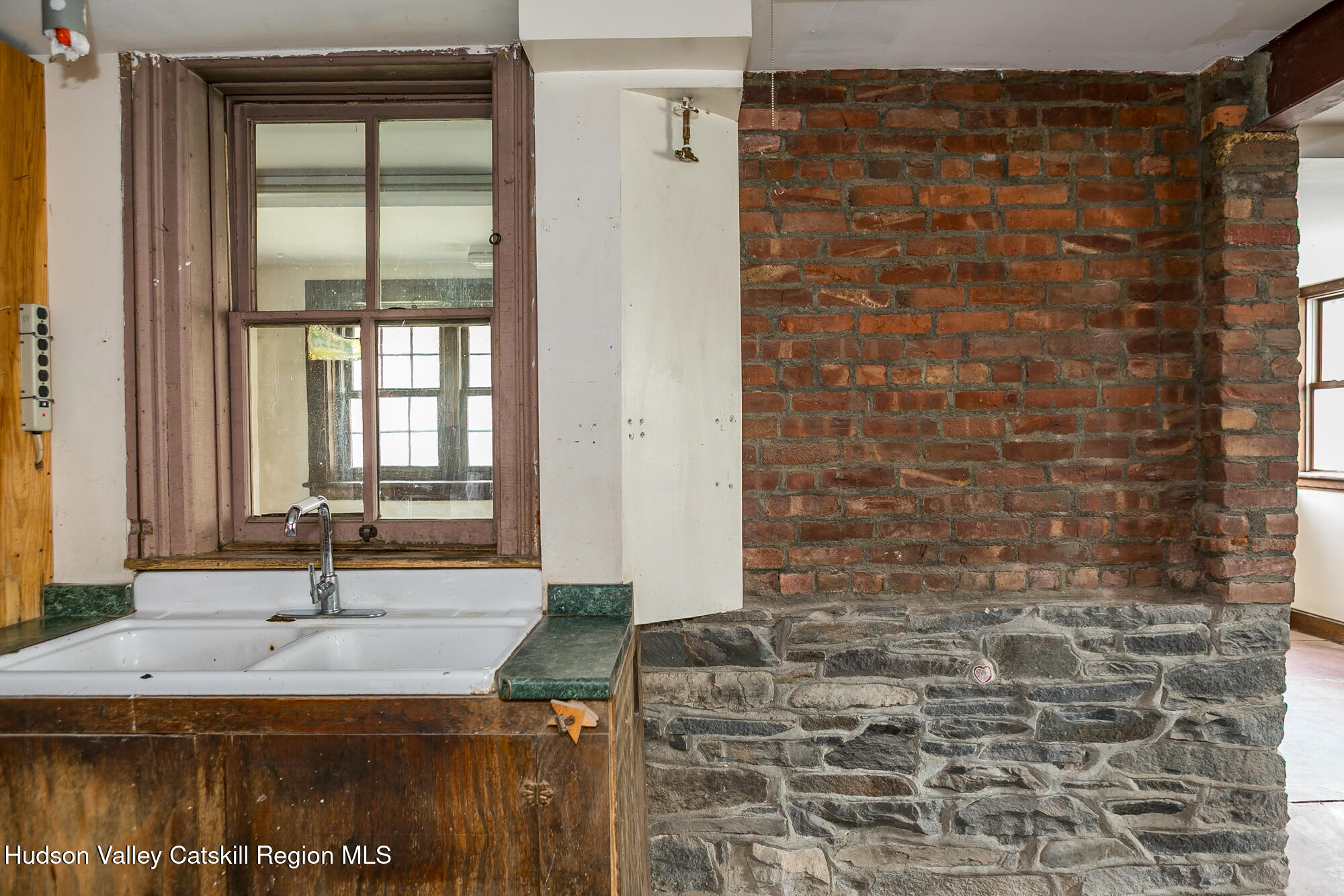 12 Tinker Street, Woodstock, Ohio image 33