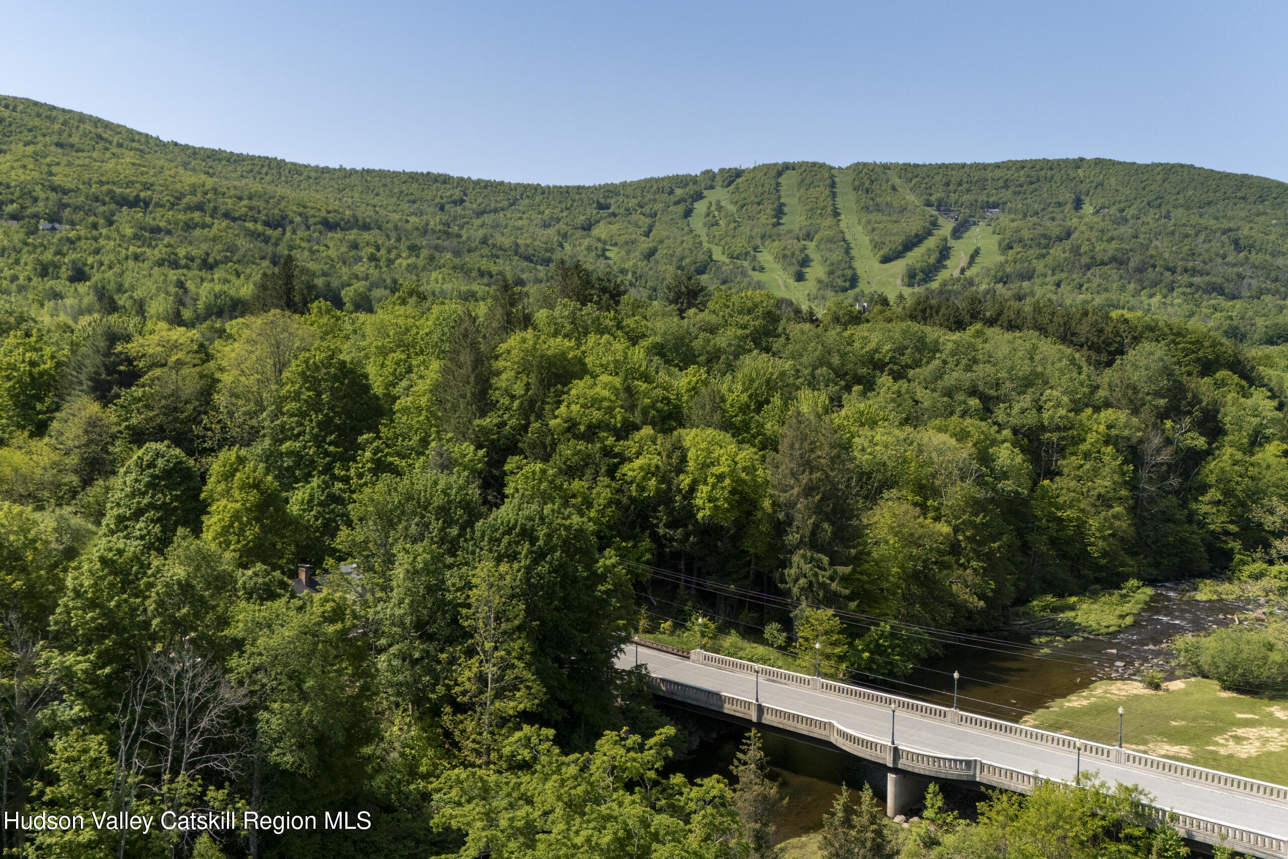 Windham, New York 12496, United States, 2 Bedrooms Bedrooms, ,2 BathroomsBathrooms,Residential,Active,173621