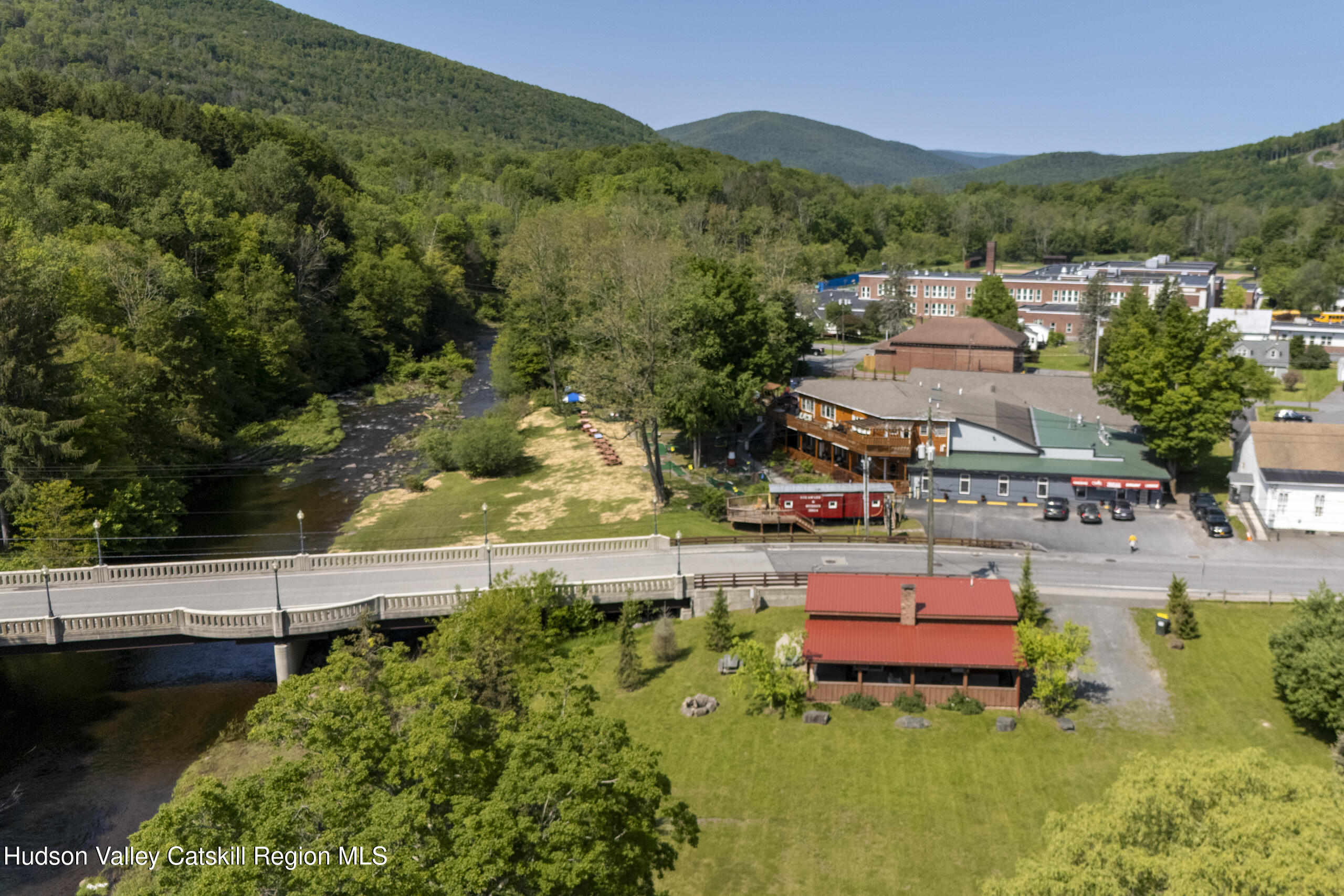 Windham, New York 12496, United States, 2 Bedrooms Bedrooms, ,2 BathroomsBathrooms,Residential,Active,173621