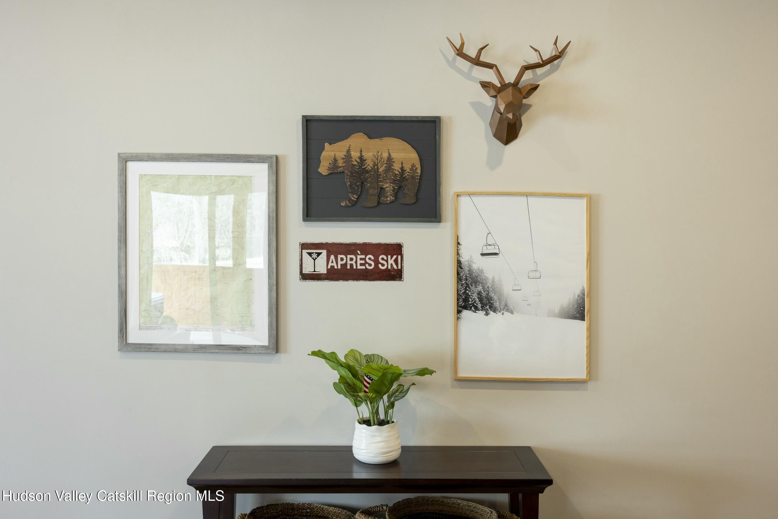 Windham, New York 12496, United States, 2 Bedrooms Bedrooms, ,2 BathroomsBathrooms,Residential,Active,173621