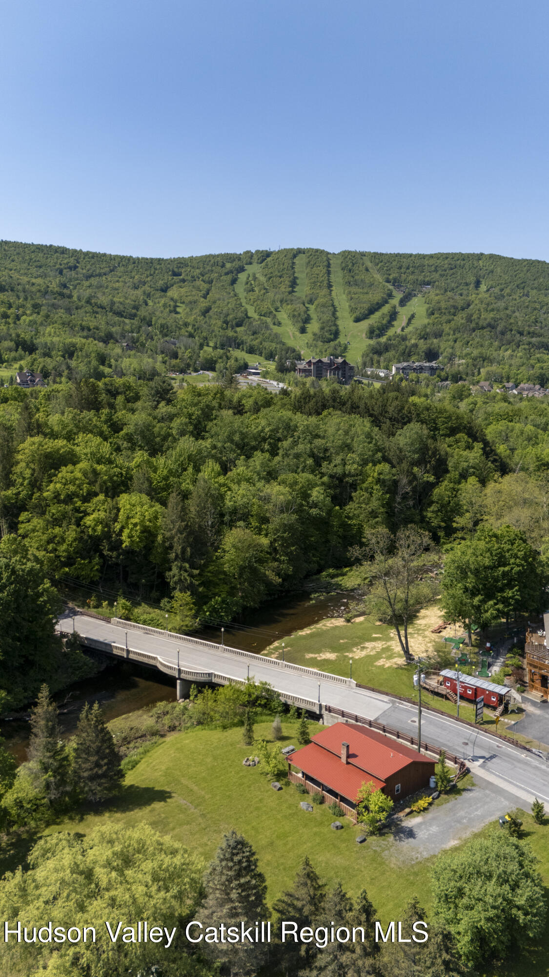 Windham, New York 12496, United States, 2 Bedrooms Bedrooms, ,2 BathroomsBathrooms,Residential,Active,173621