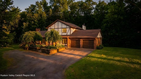 Photo of 5 Maverick Terrace, Woodstock, NY 12498 (MLS # 20266132)