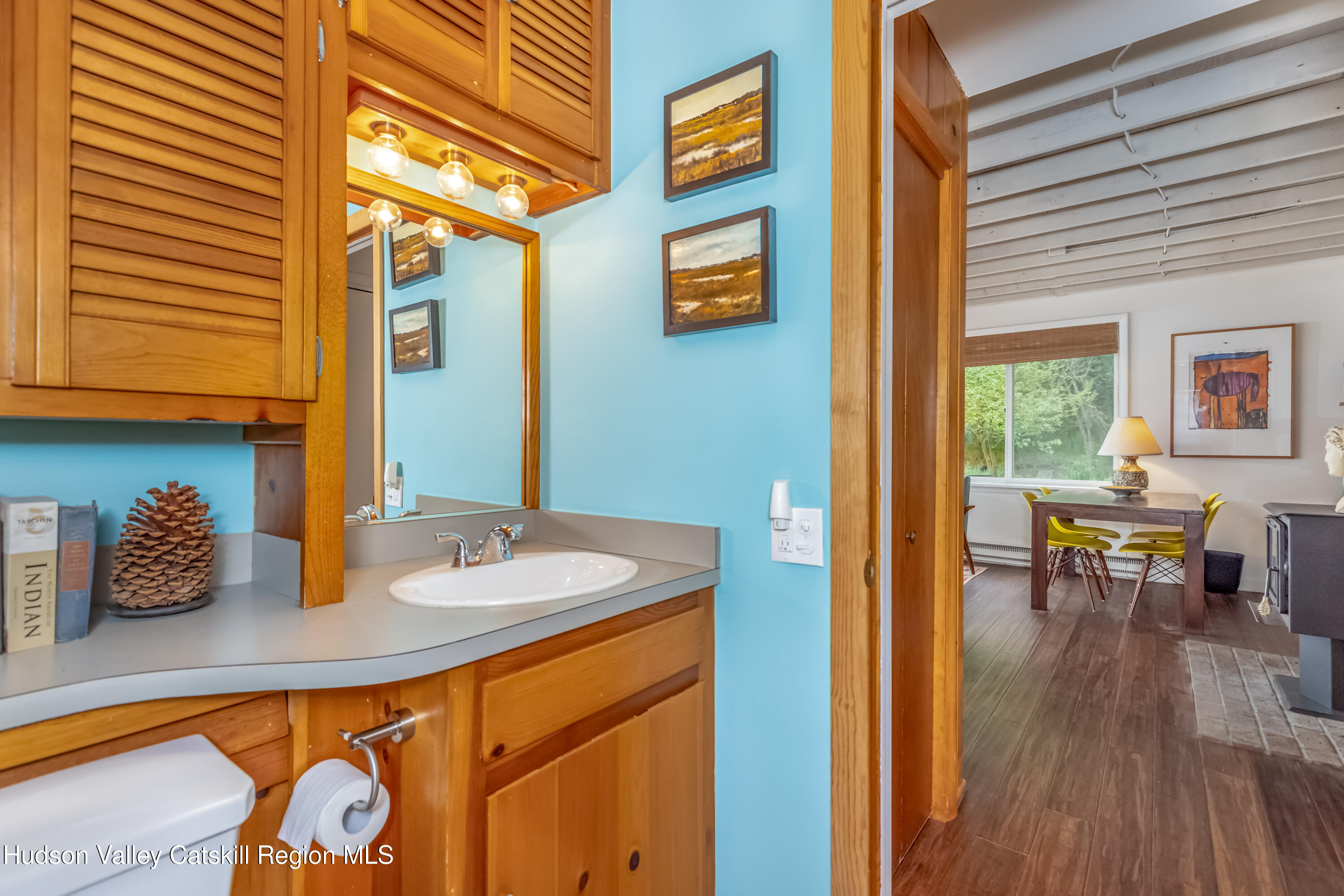 Saugerties, New York 12477, United States, 2 Bedrooms Bedrooms, ,2 BathroomsBathrooms,Residential,Pending,131042