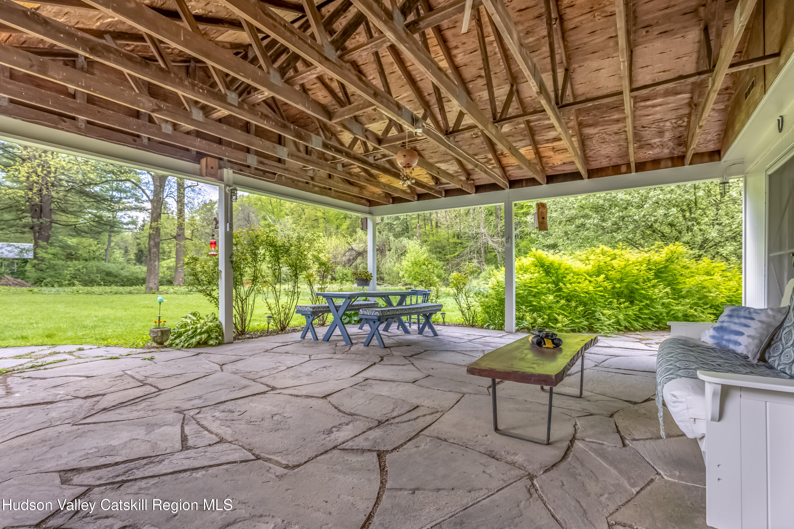 Saugerties, New York 12477, United States, 2 Bedrooms Bedrooms, ,2 BathroomsBathrooms,Residential,Pending,131042