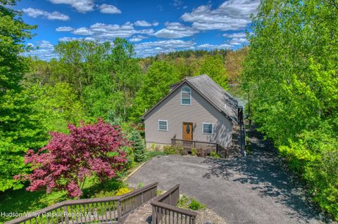 Photo of 8 Rip Van Winkle Drive, Athens, NY 12015 (MLS # 20262425)