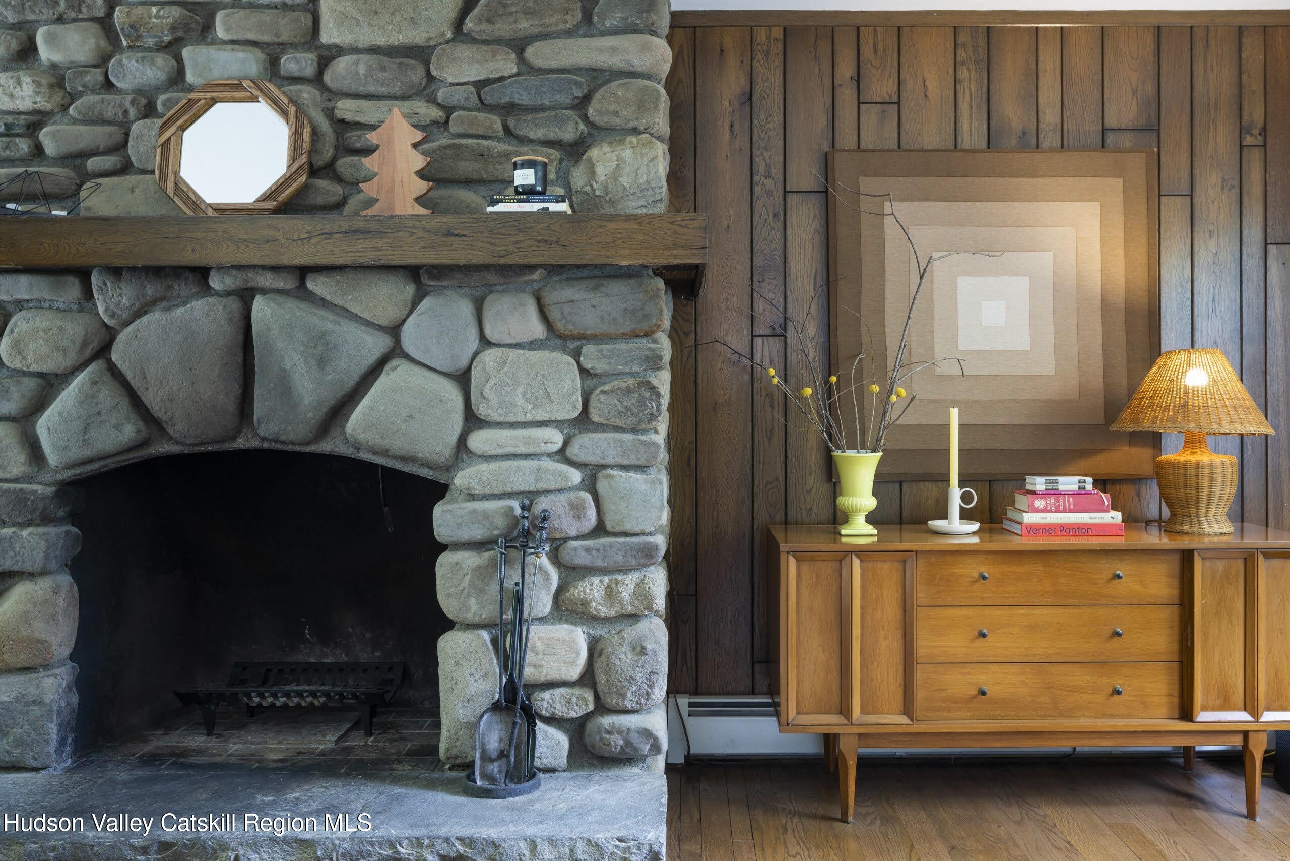 Mt. Tremper, New York 12457, United States, 2 Bedrooms Bedrooms, ,2 BathroomsBathrooms,Residential,Pending,137363