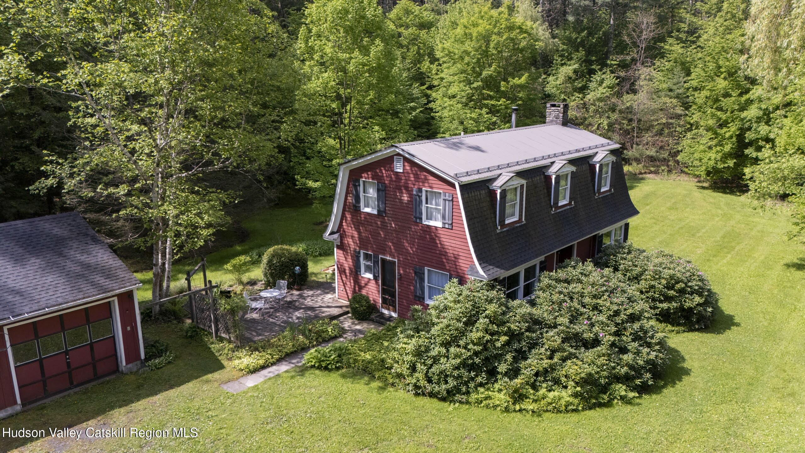 Mt. Tremper, New York 12457, United States, 2 Bedrooms Bedrooms, ,2 BathroomsBathrooms,Residential,Pending,137363