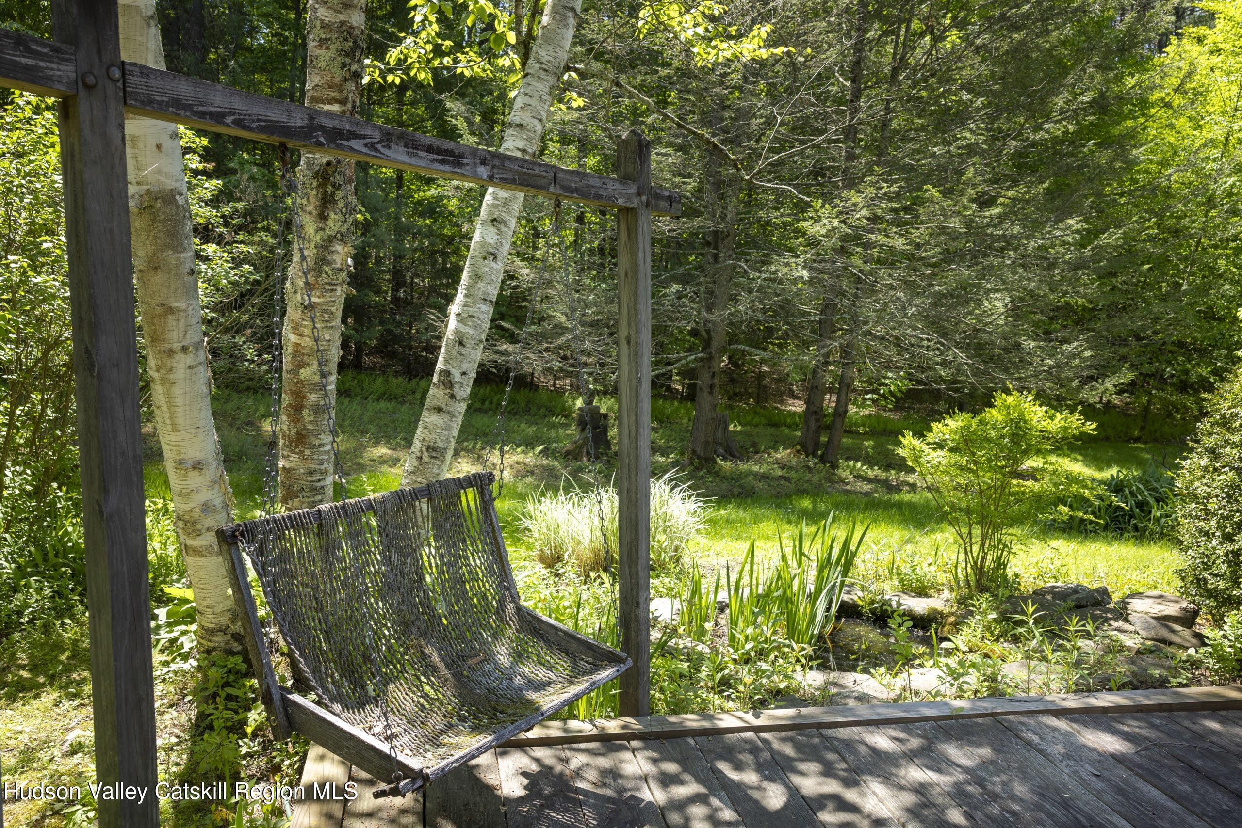 Mt. Tremper, New York 12457, United States, 2 Bedrooms Bedrooms, ,2 BathroomsBathrooms,Residential,Pending,137363