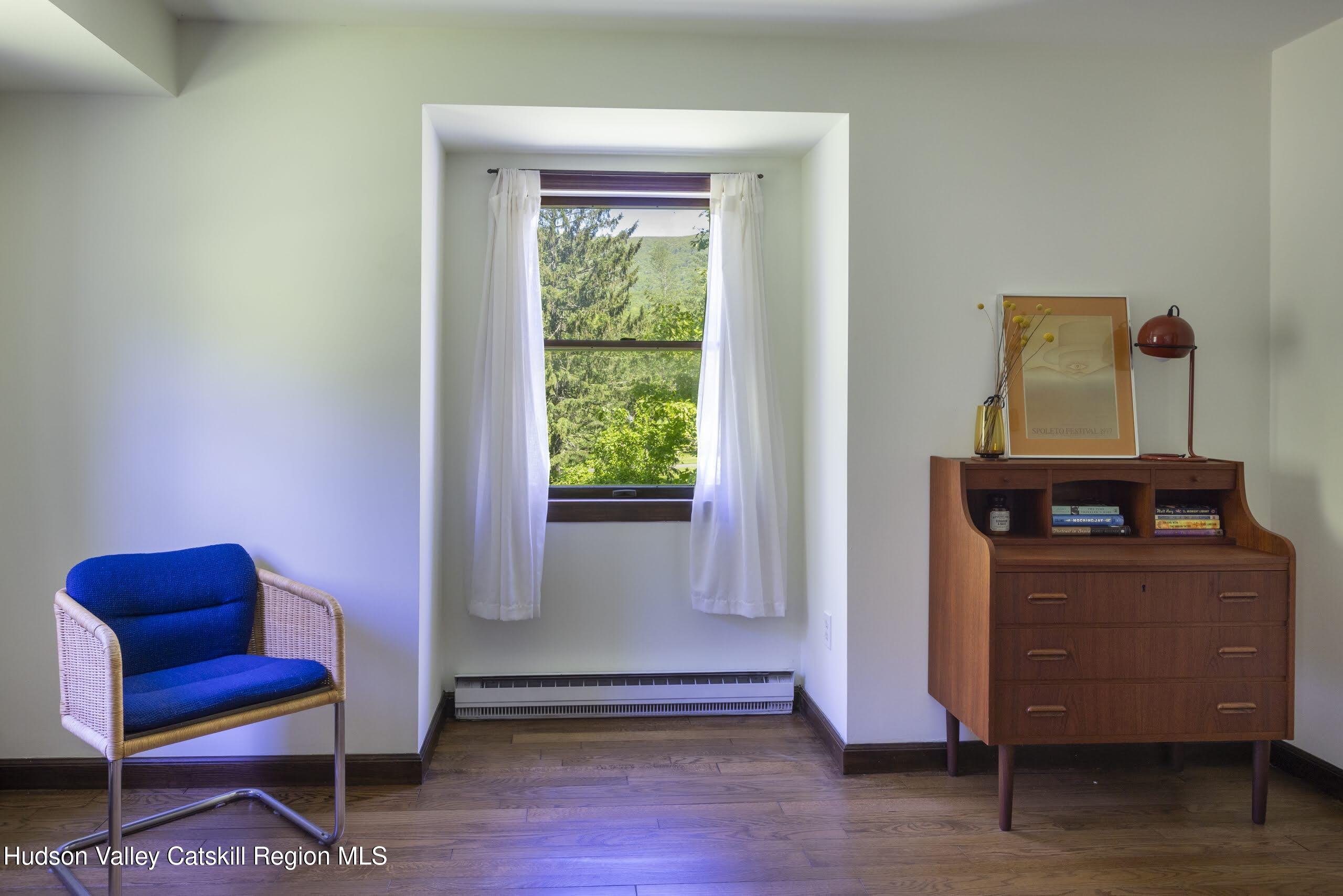 Mt. Tremper, New York 12457, United States, 2 Bedrooms Bedrooms, ,2 BathroomsBathrooms,Residential,Pending,137363